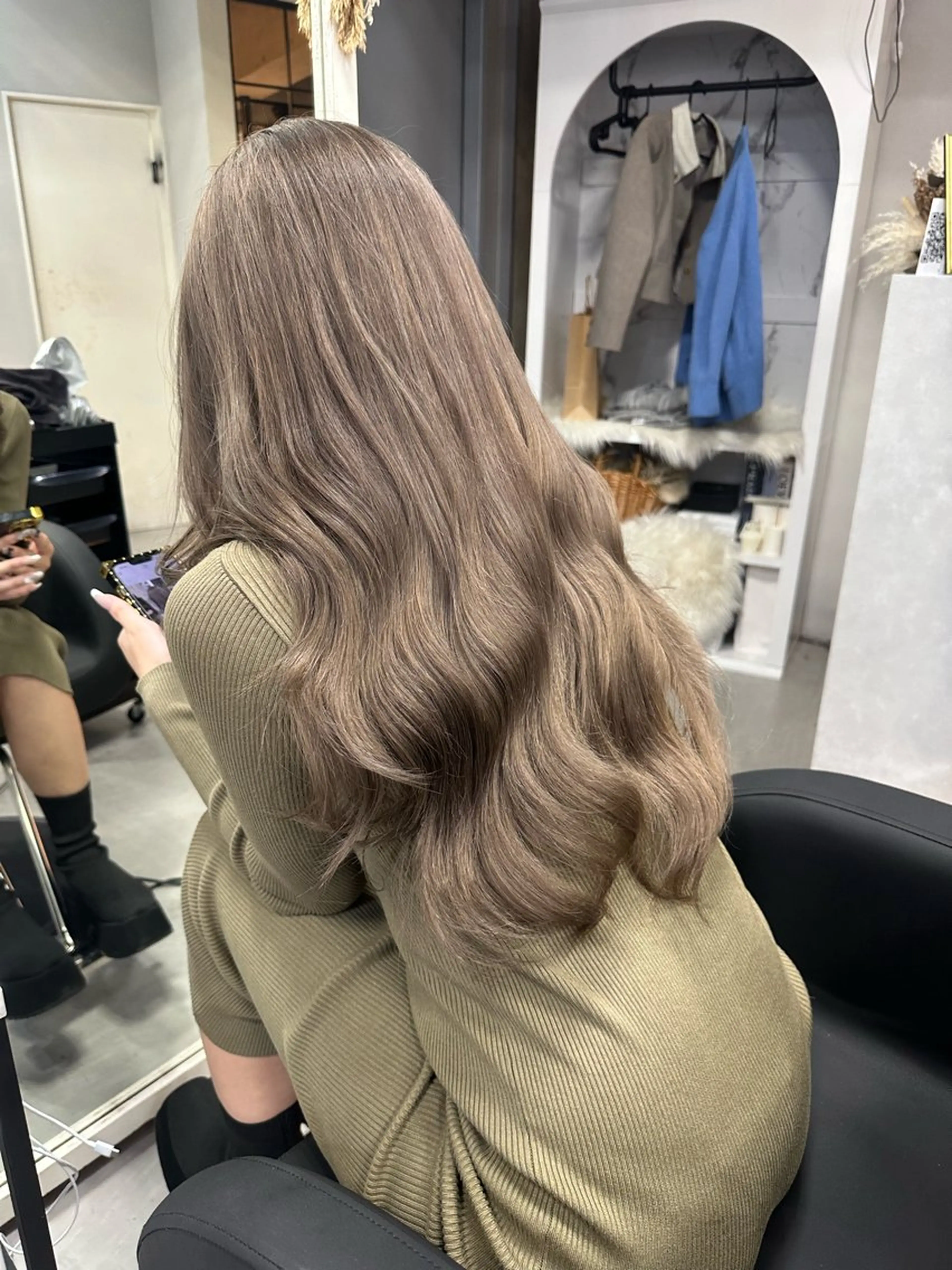 ロング カラー ベージュカラー ブリーチ ダブルカラー ハイライトカラー ハイトーンカラー ヘアカラー トリートメント XELM/RUI /高崎のヘアスタイル