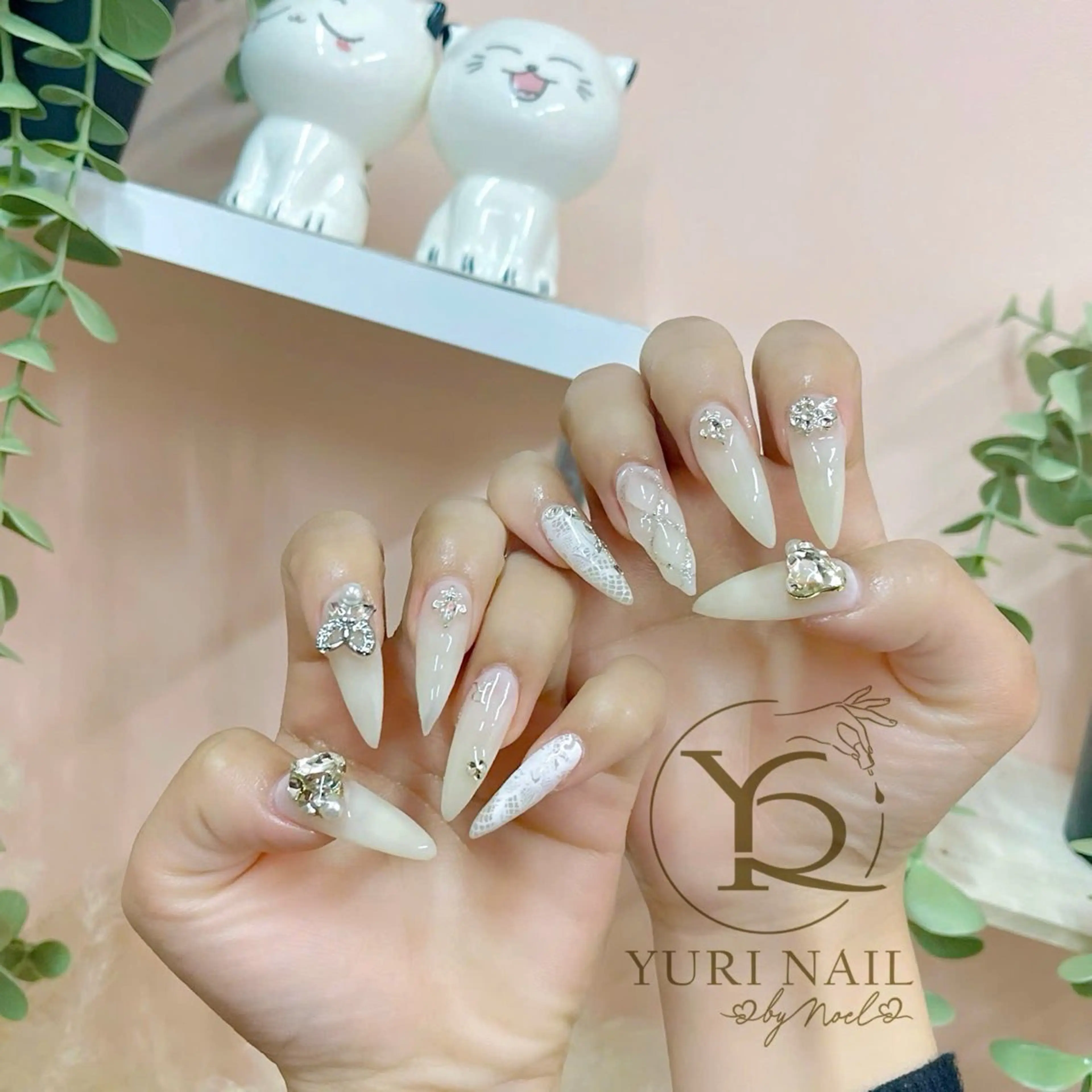 ネイル チークネイル フットネイル フレンチネイル グラデーション キラキラネイル ハンドネイル フットネイル ハンドケア YURI Nail Salon Funabashi所属・YURI Nail Funabashiのネイルデザイン