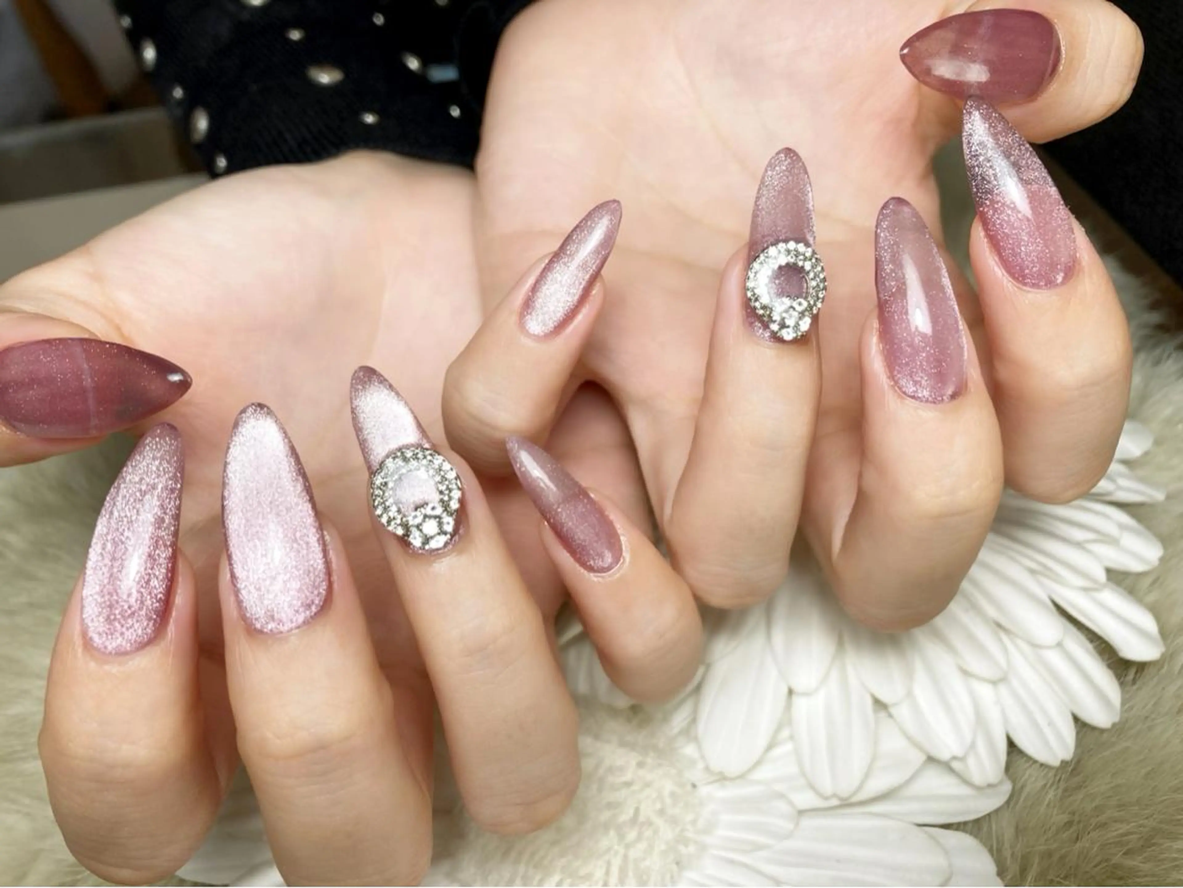 ネイル ハンドネイル Yakko pas á pasのネイルデザイン