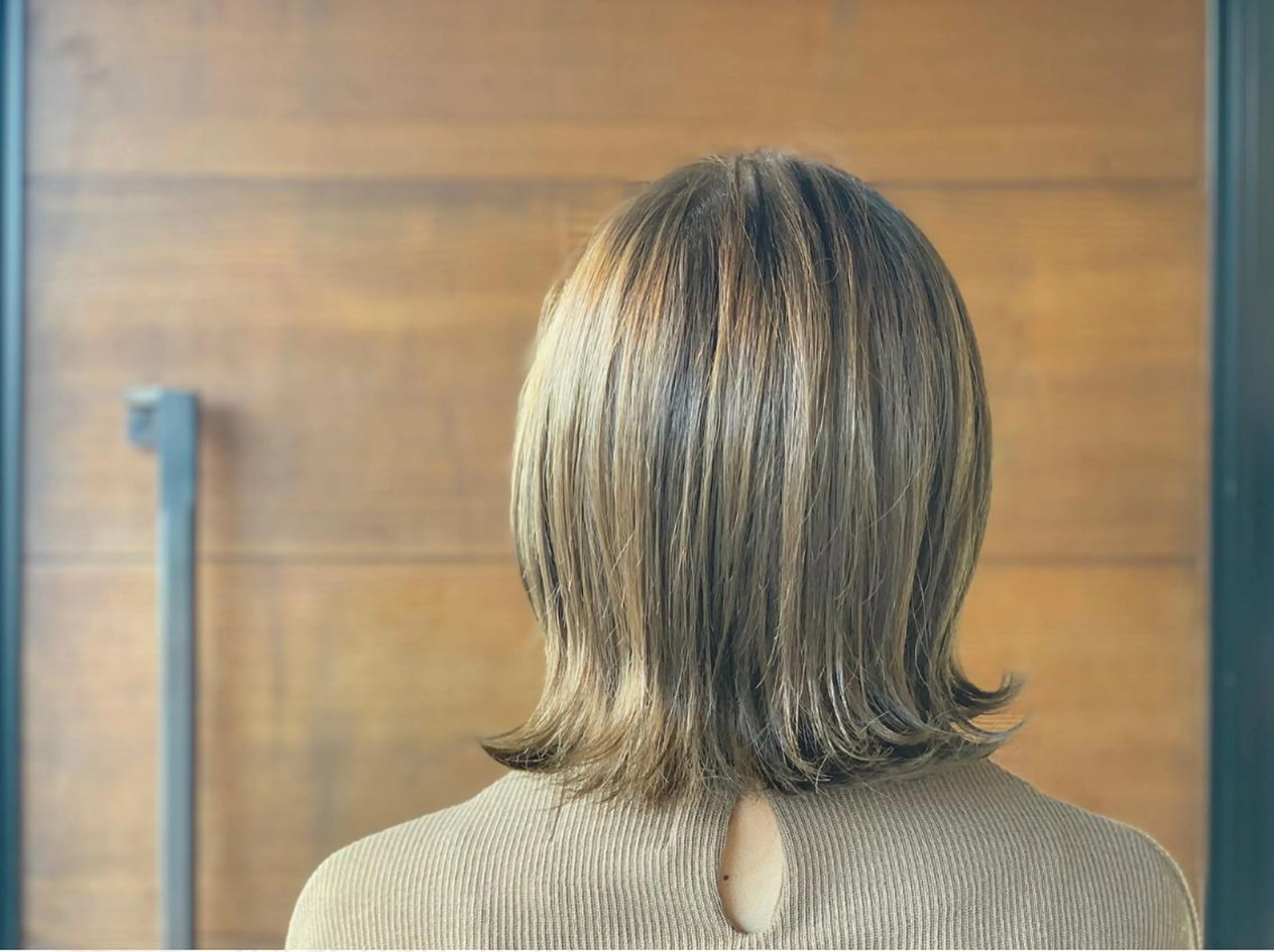 ミディアム カラー アッシュ ベージュカラー 悠 亜のマツエク・マツパデザイン