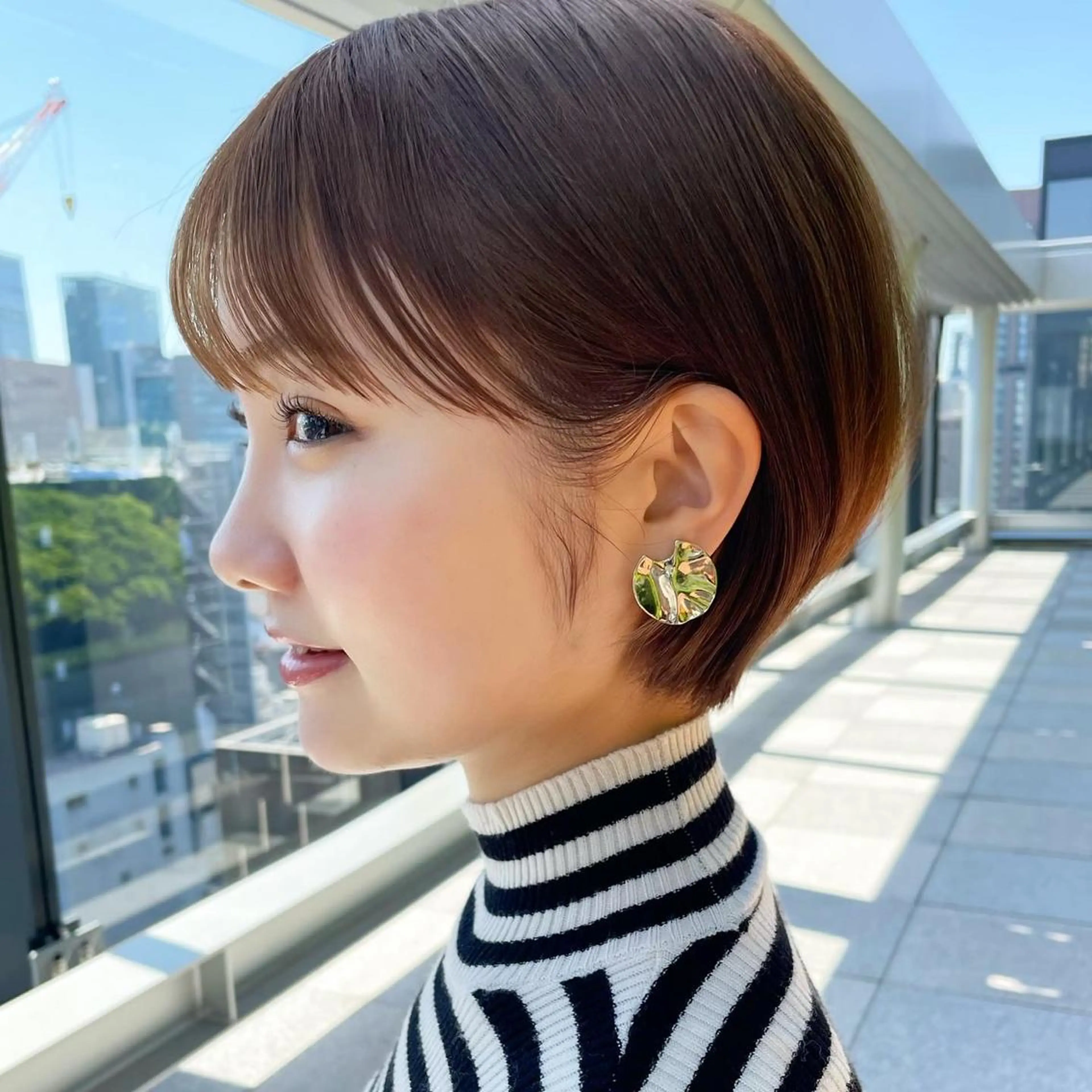 ショート カラー ブラウンカラー ショートヘア ヘアカラー レイヤー/ショート透 明感カラー/西田祐賀のヘアスタイル