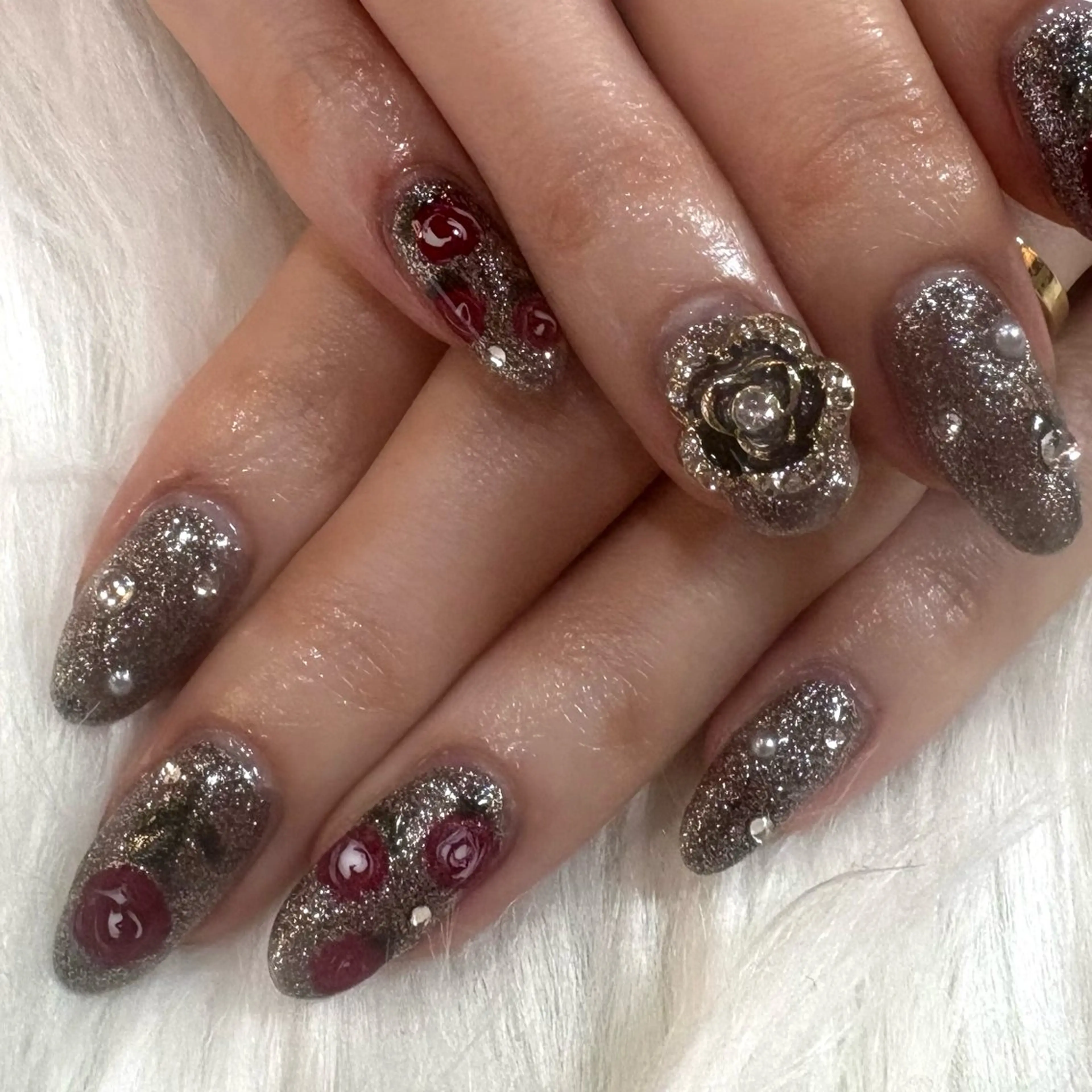 ネイル アートネイル キラキラネイル ハンドネイル NAIL P-BOX .HACHIのネイルデザイン