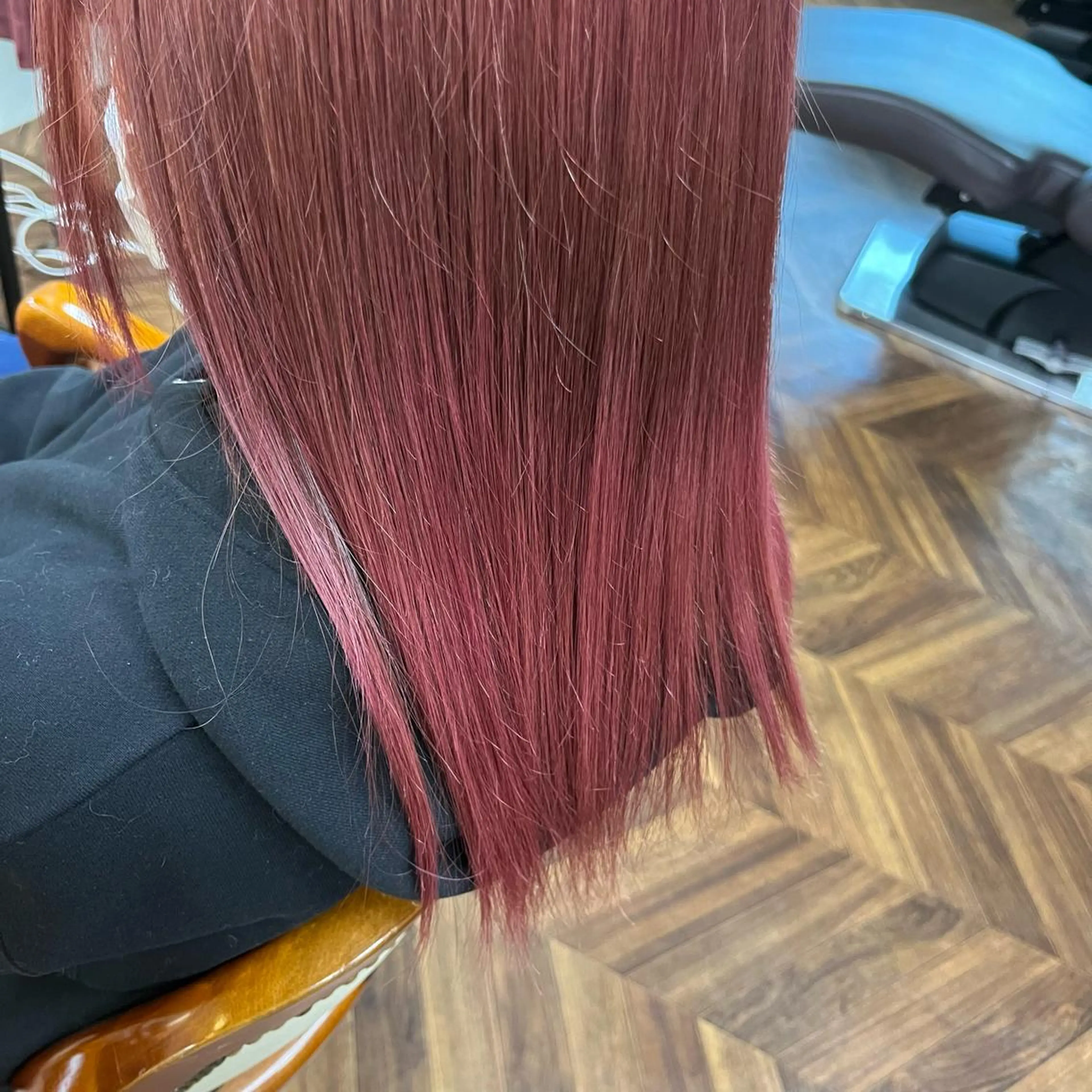 ミディアム カラー ブリーチ MARKA 🫧 YUKAのヘアスタイル