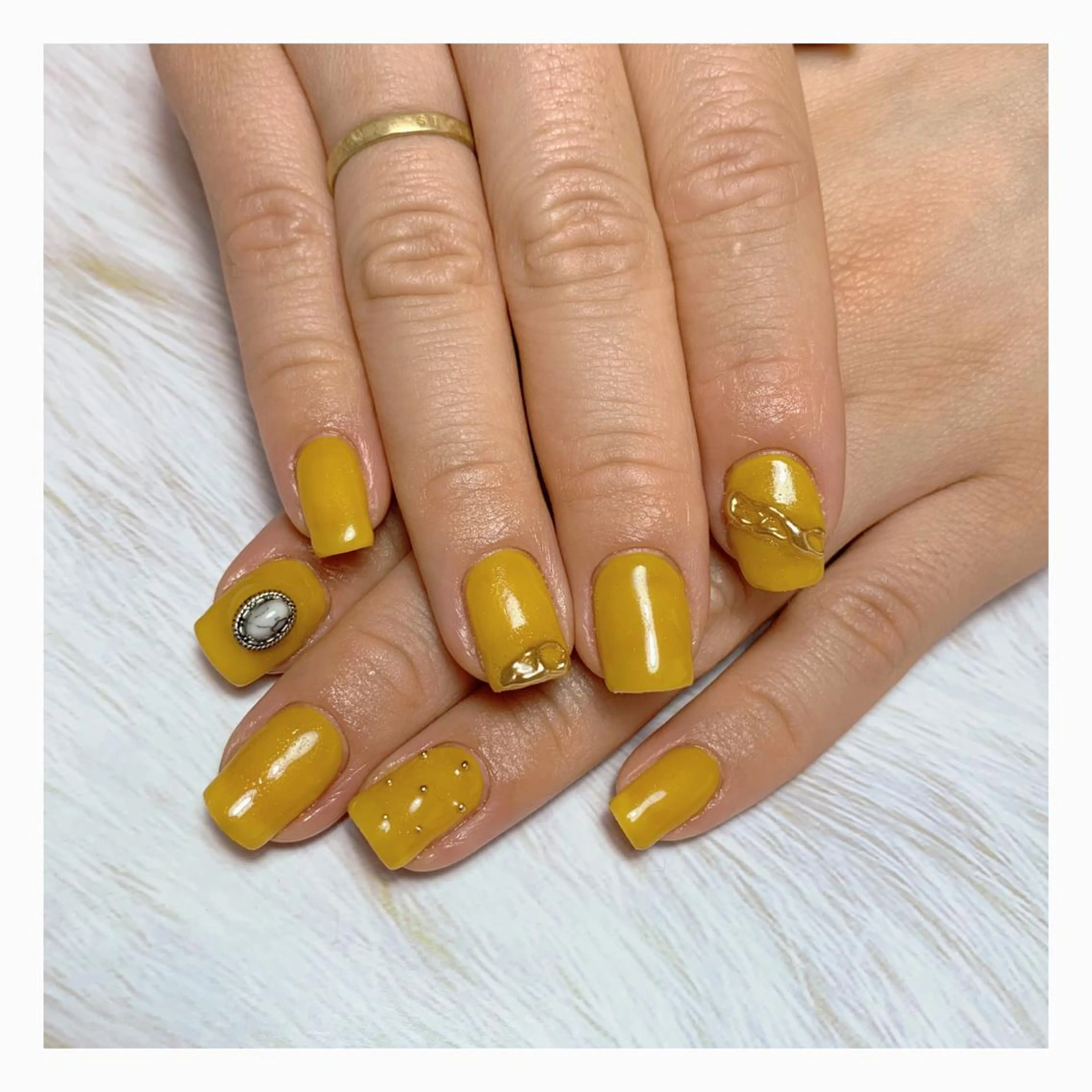 ネイル C's coffretのネイルデザイン