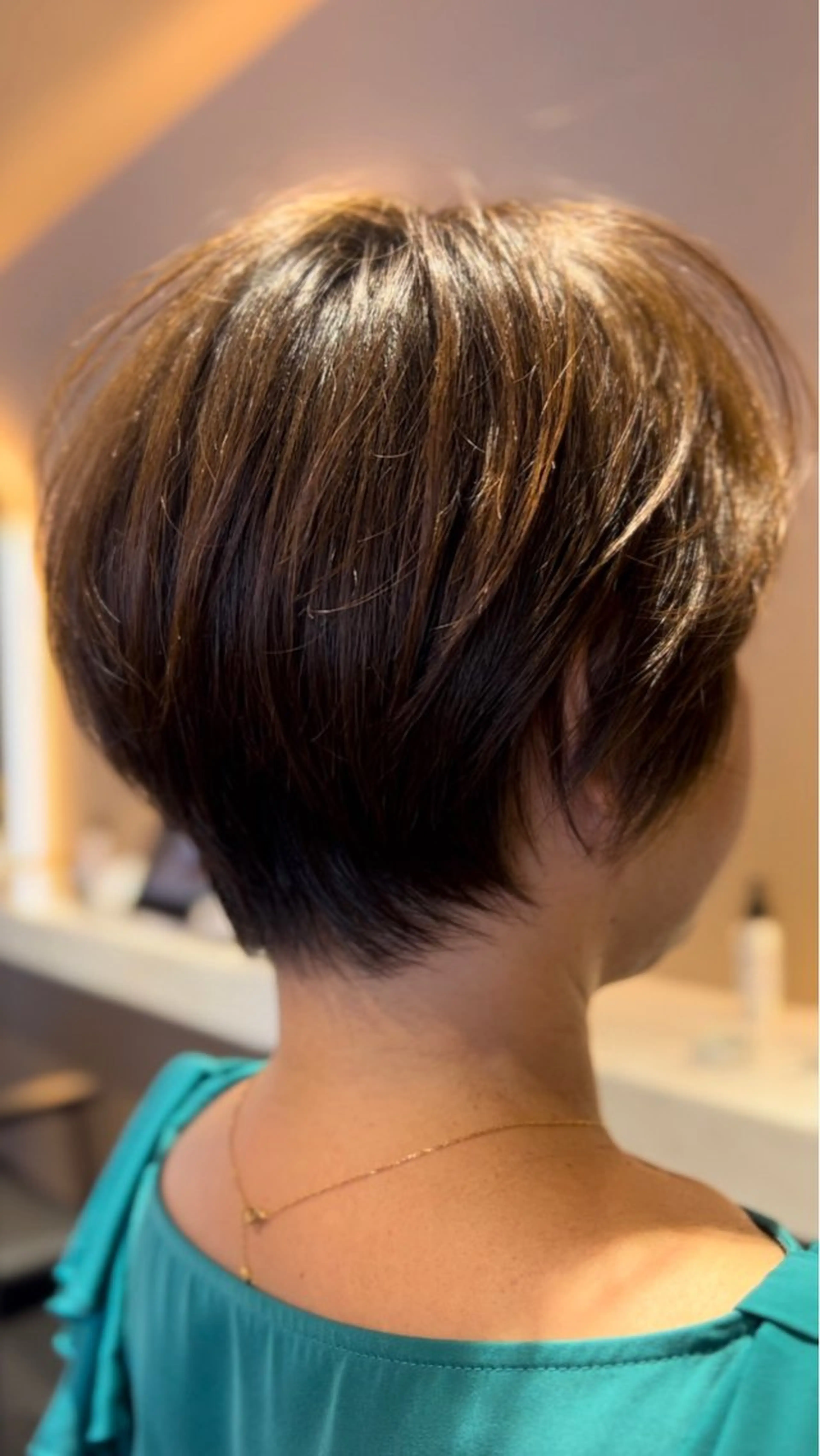 【ボブより短いショートヘア限定】似合わせカット×ダメージケアトリートメントの写真