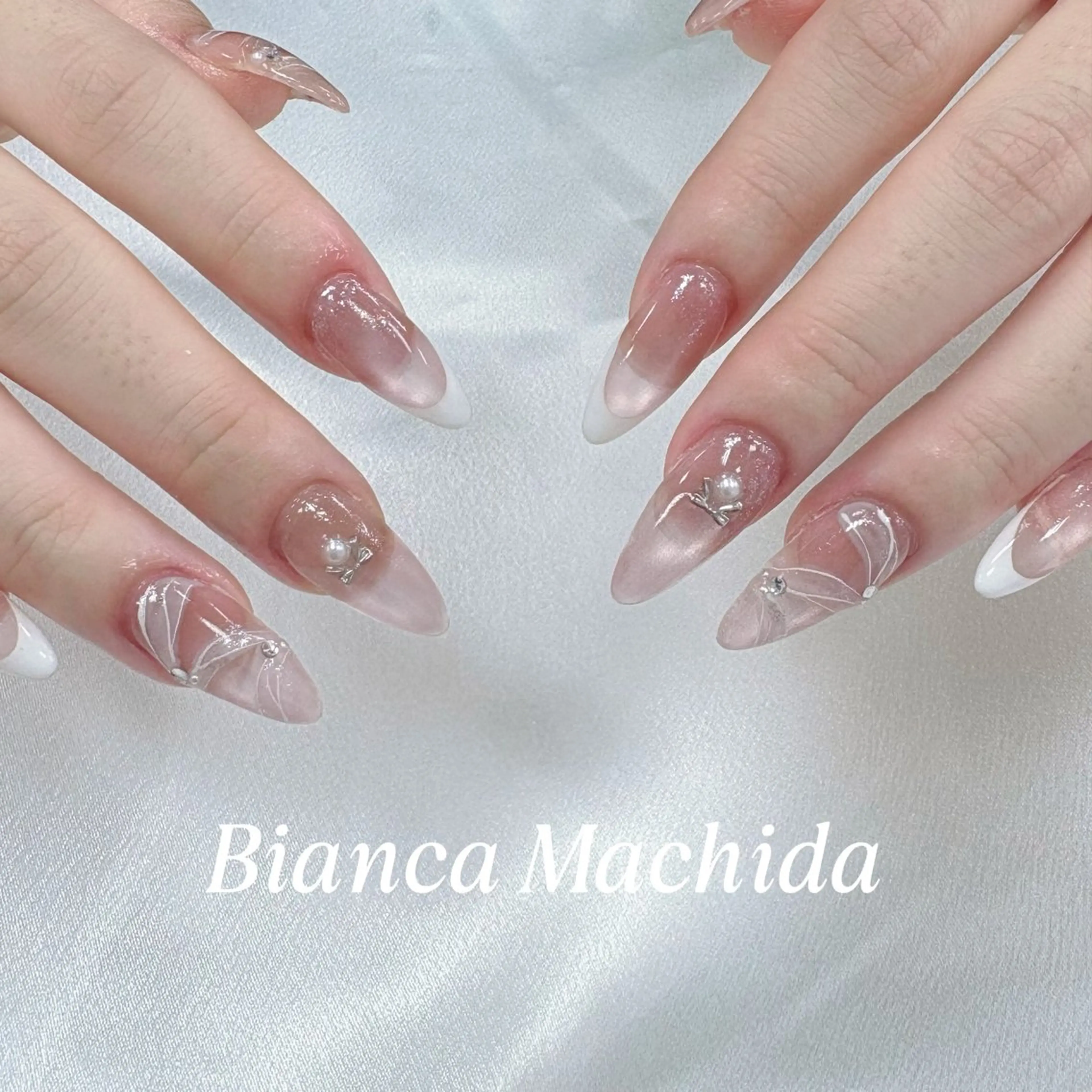 ネイル ネイルチップ ハンドネイル Bianca 🌟 yanagihasiのネイルデザイン