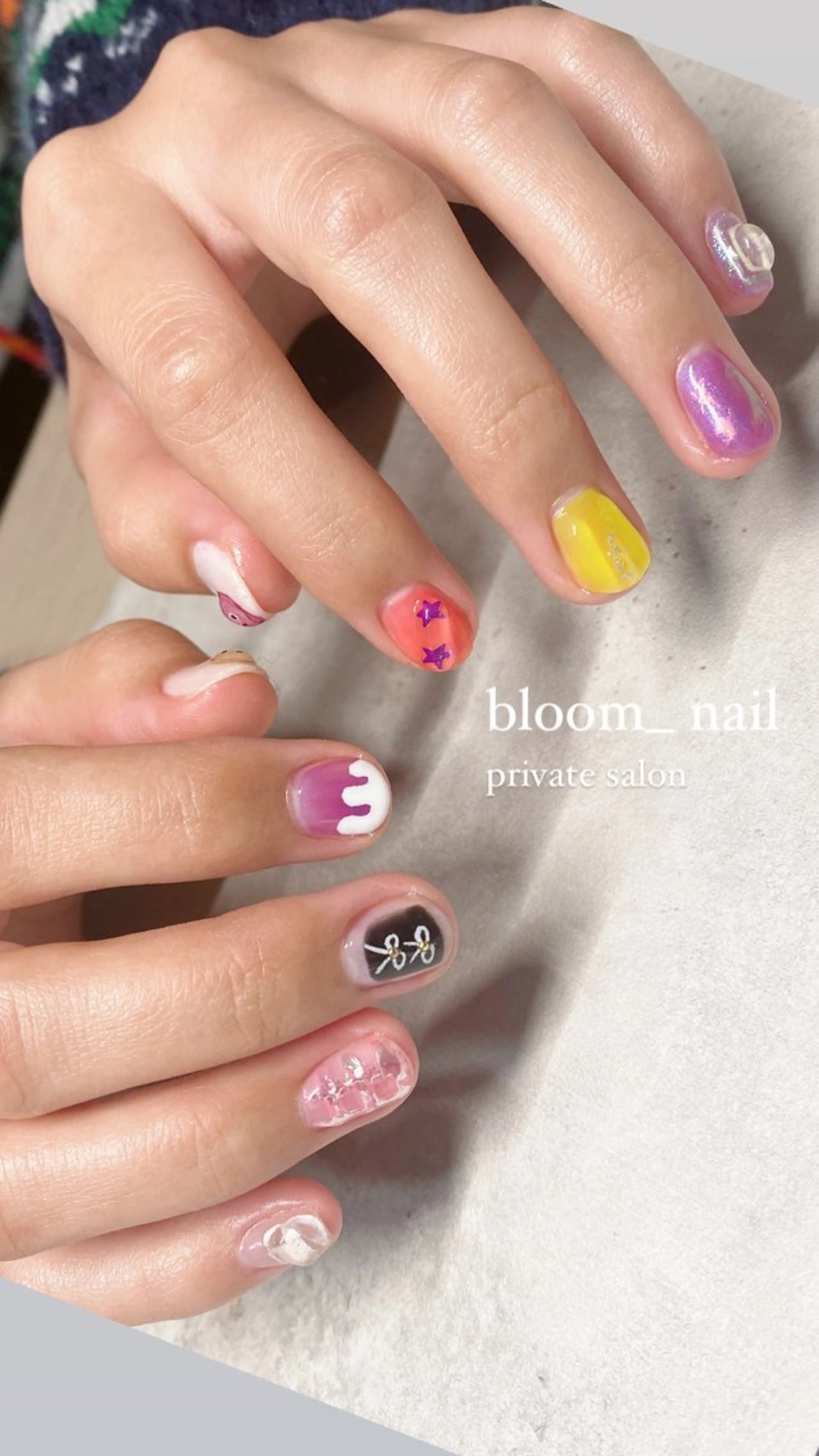 ネイル ジェルネイル ミラーネイル オレンジ ぷっくりネイル パープル bloom_ nailのネイルデザイン