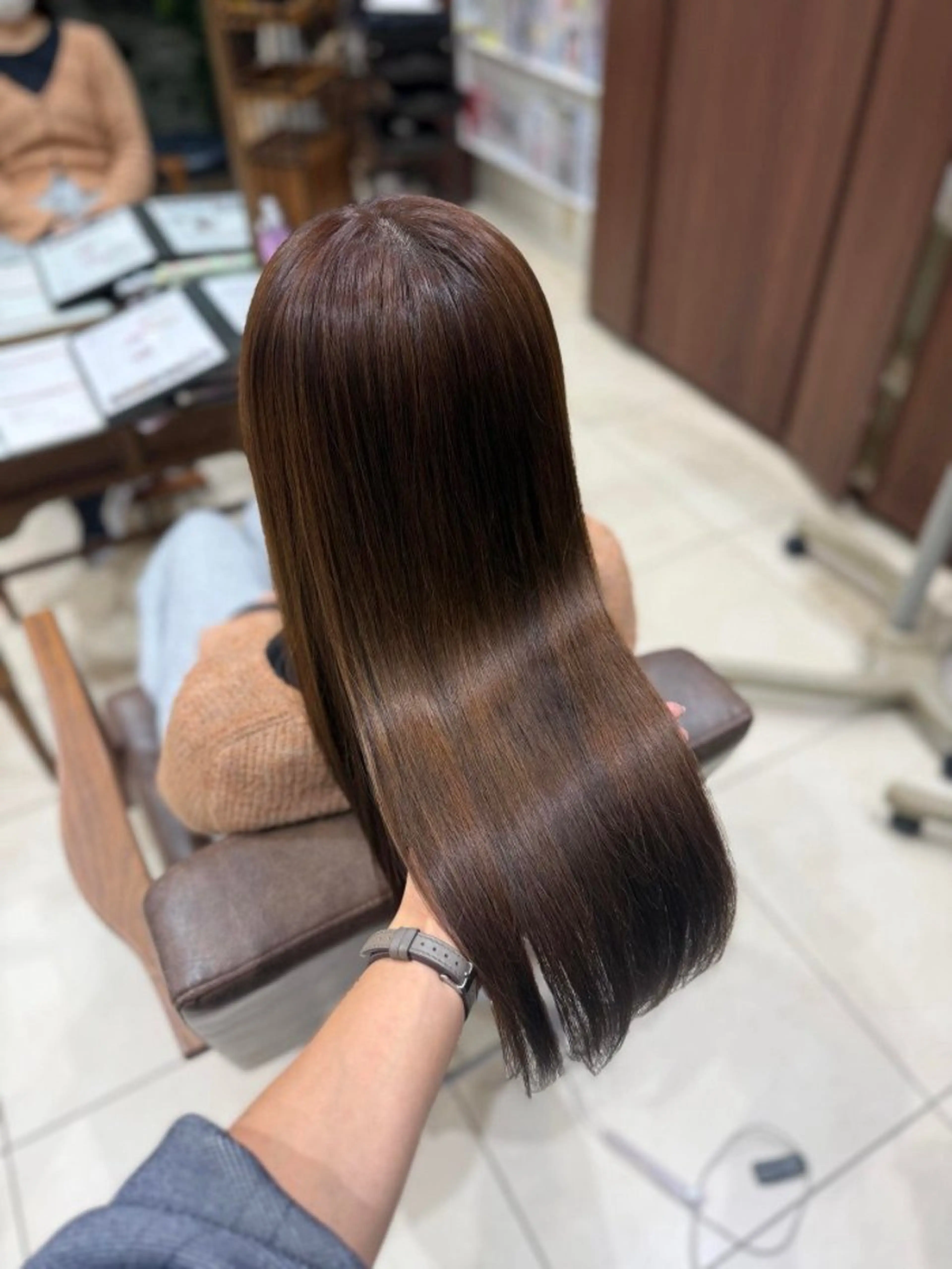 ロング カラー ヘアカラー トリートメント 大柴 彩花のマツエク・マツパデザイン