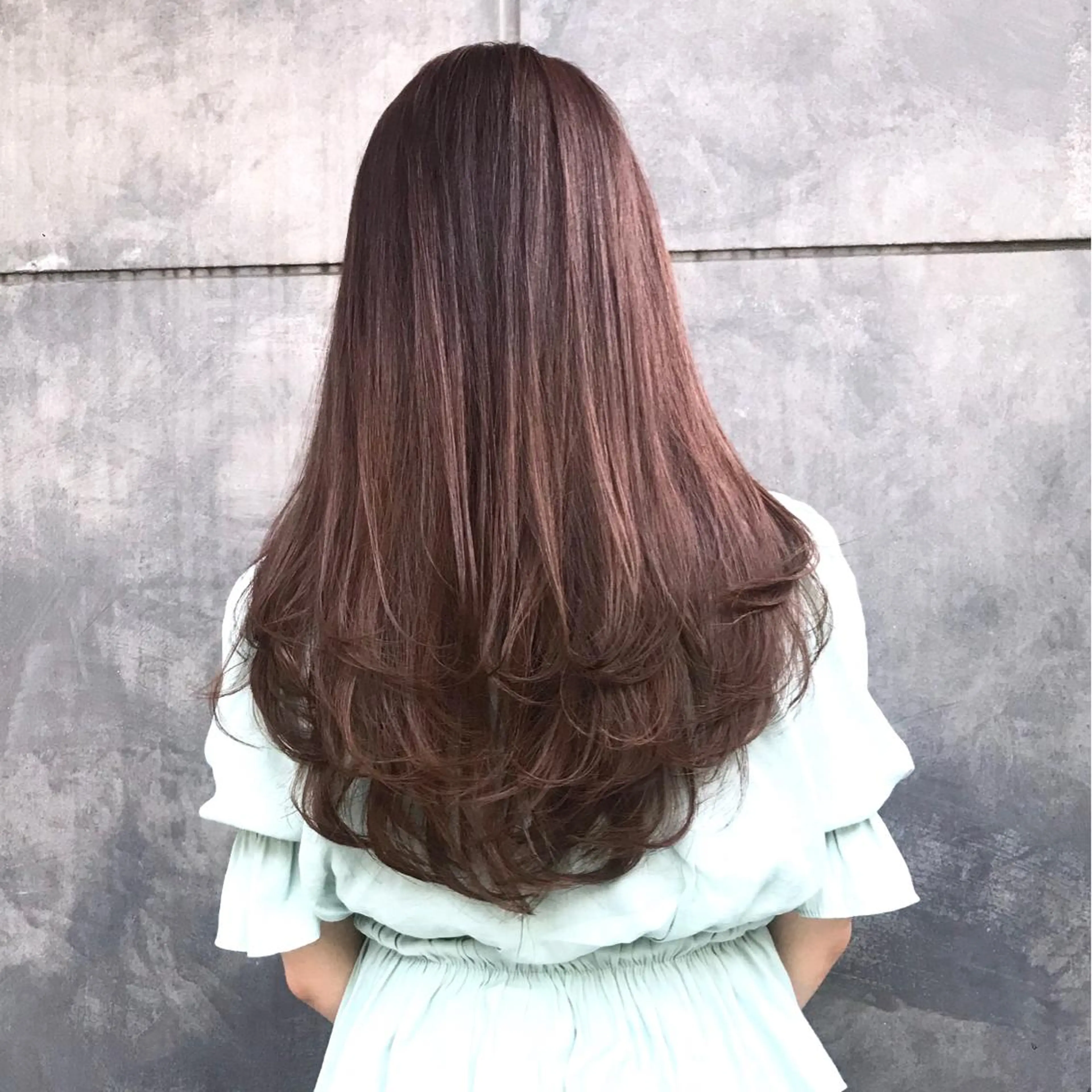 ロング カラー ブリーチ ブラウンカラー グレージュ ピンクカラー ヨシンモリ K-POP好き美容師 🇰🇷Kai.Yのヘアスタイル