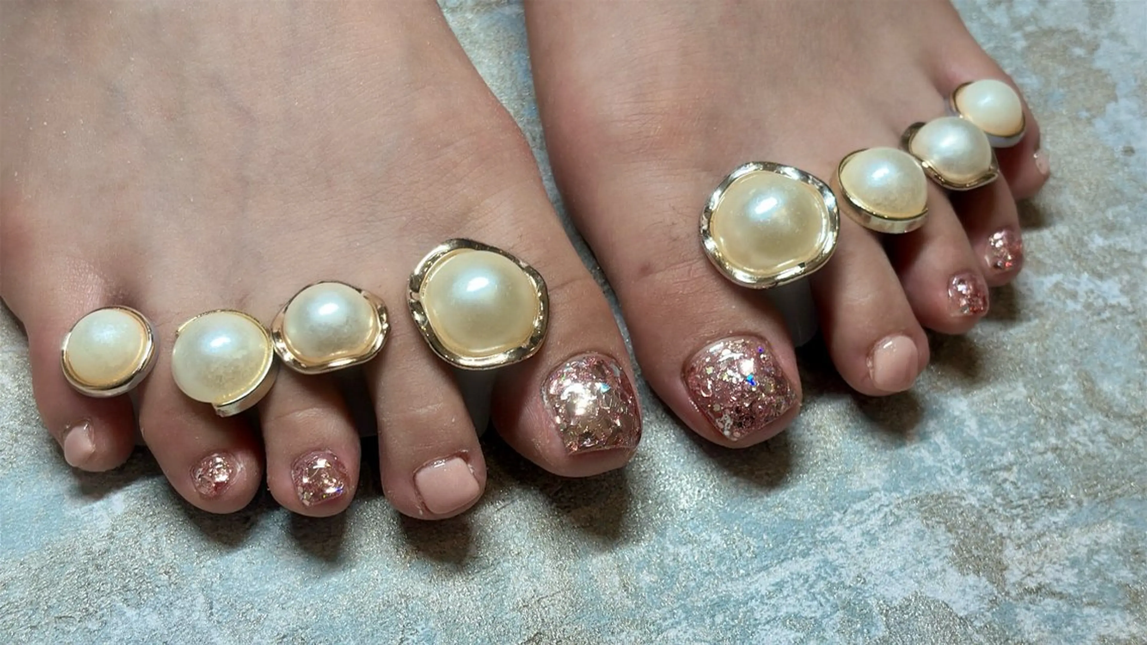 ネイル mio 🌙͙𓍼 米泉店のネイルデザイン