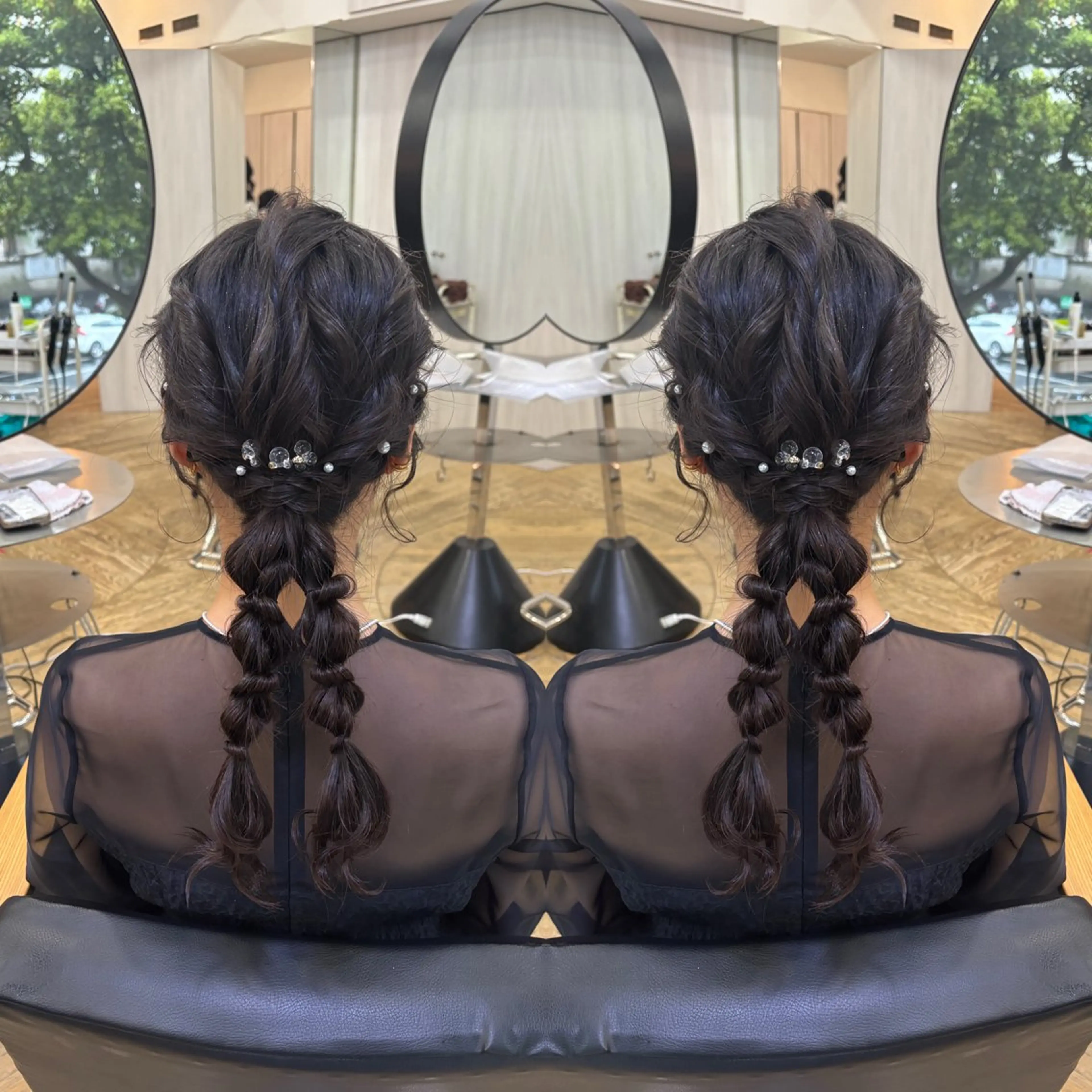 セミロング ヘアアレンジ ヘアセット 💎ハイトーン/艶 カラー モエカ💎のヘアスタイル