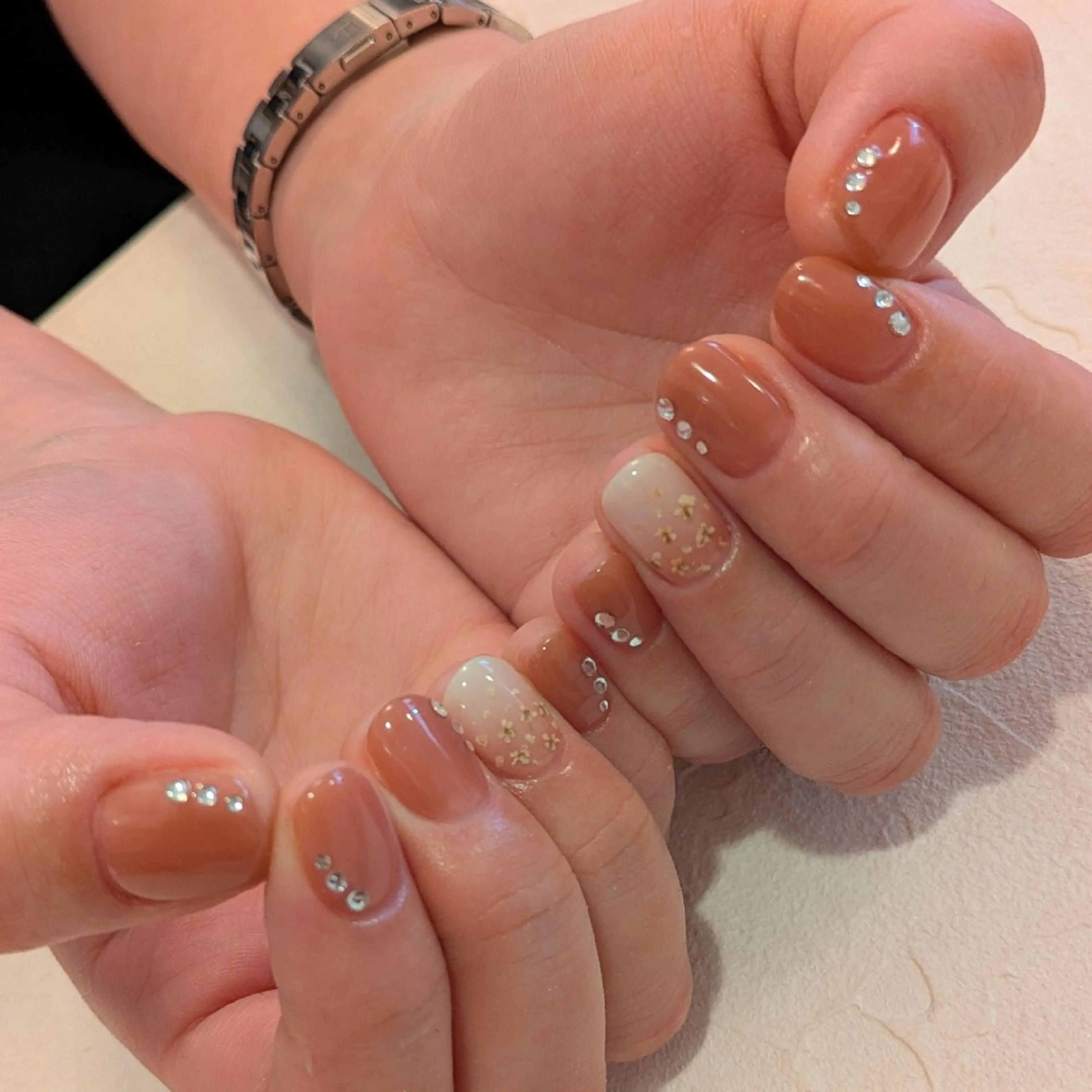 ネイル 春ネイル ジェヌインネイル 河内のネイルデザイン