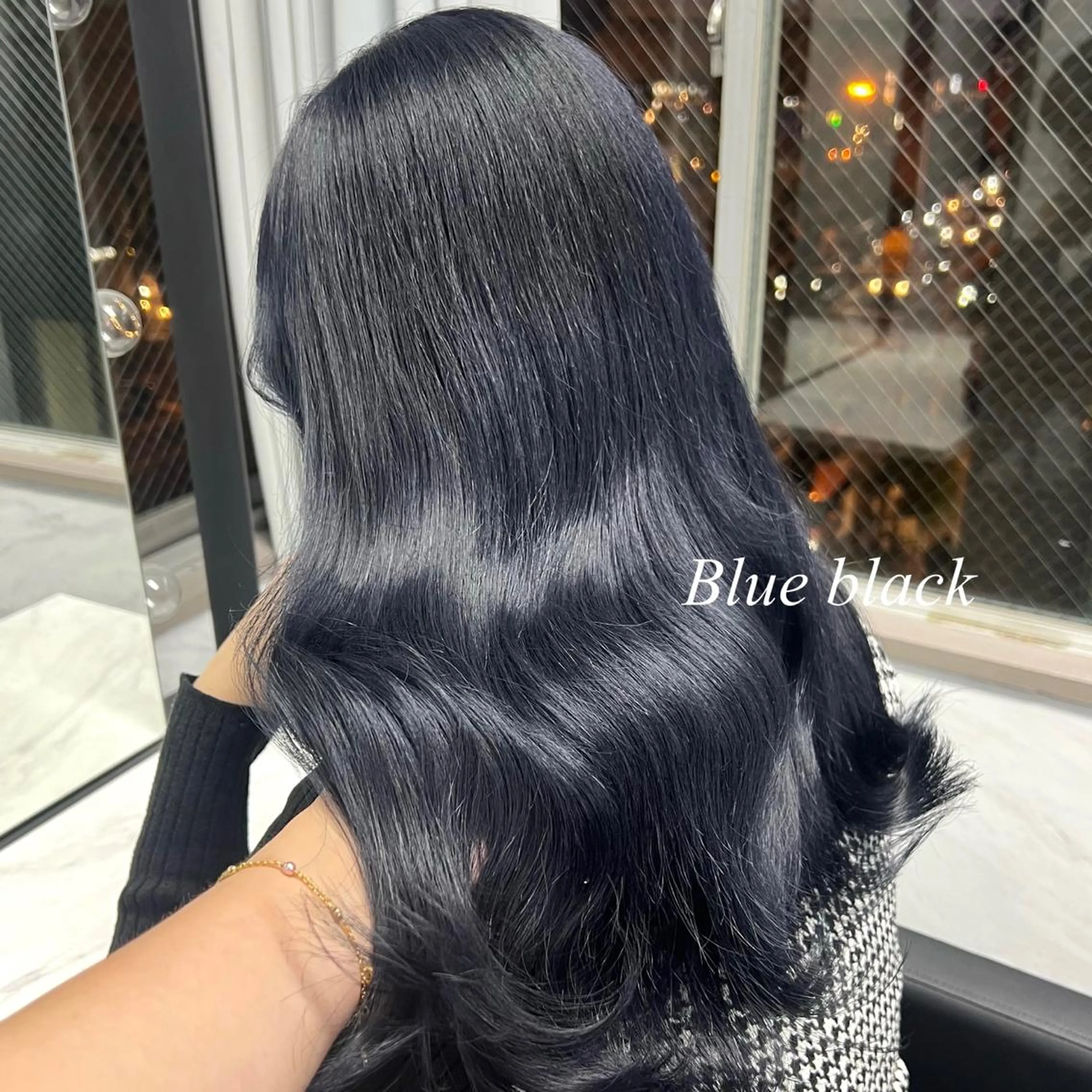 ロング カラー シールエクステ ハイトーンカラー エクステ ヘアカラー シールエクステ特化 ハイトーン、NANAのヘアスタイル