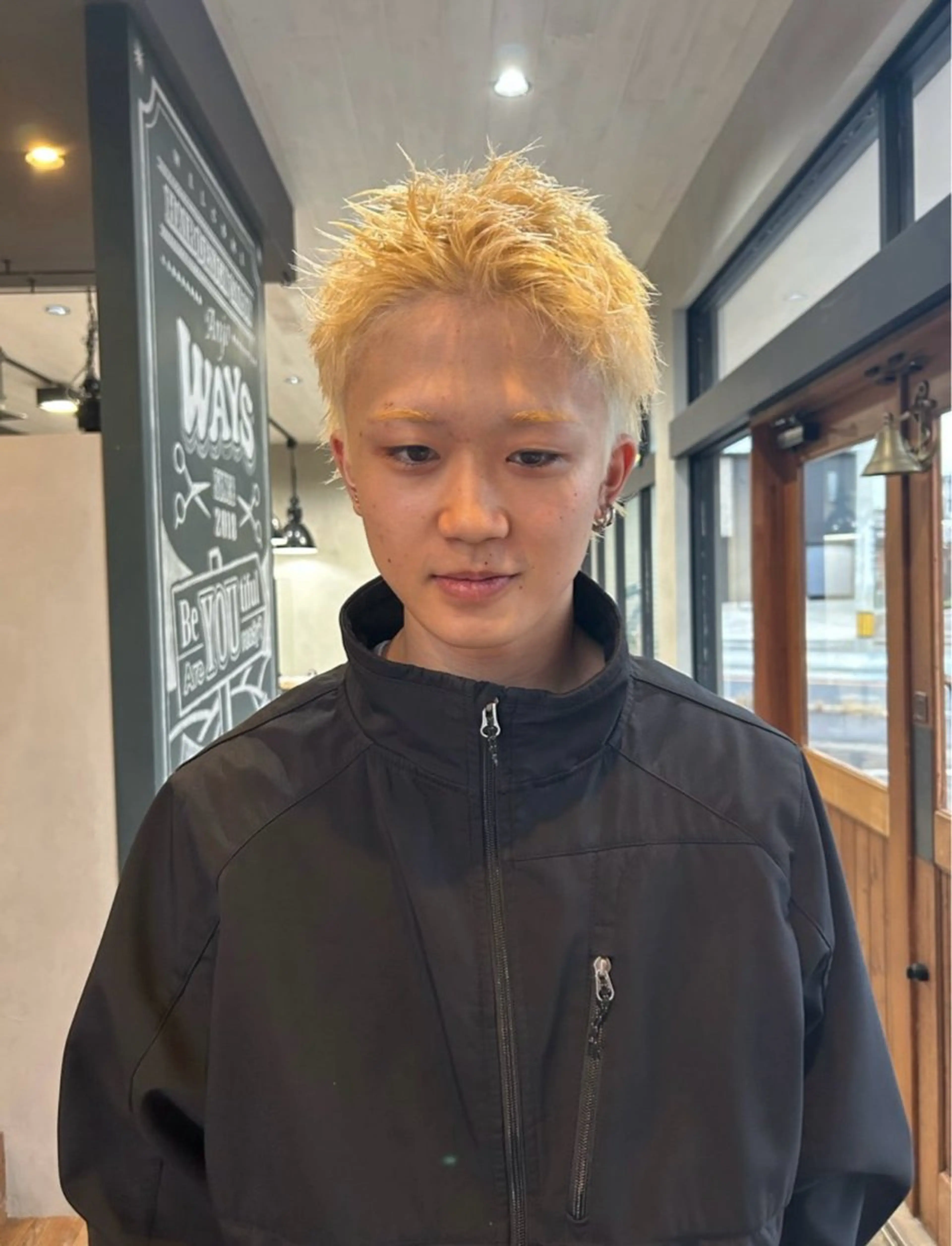 【⛄️メンズ限定⛄️】⚜️ブリーチカラー+トリートメントサービス⚜️の写真