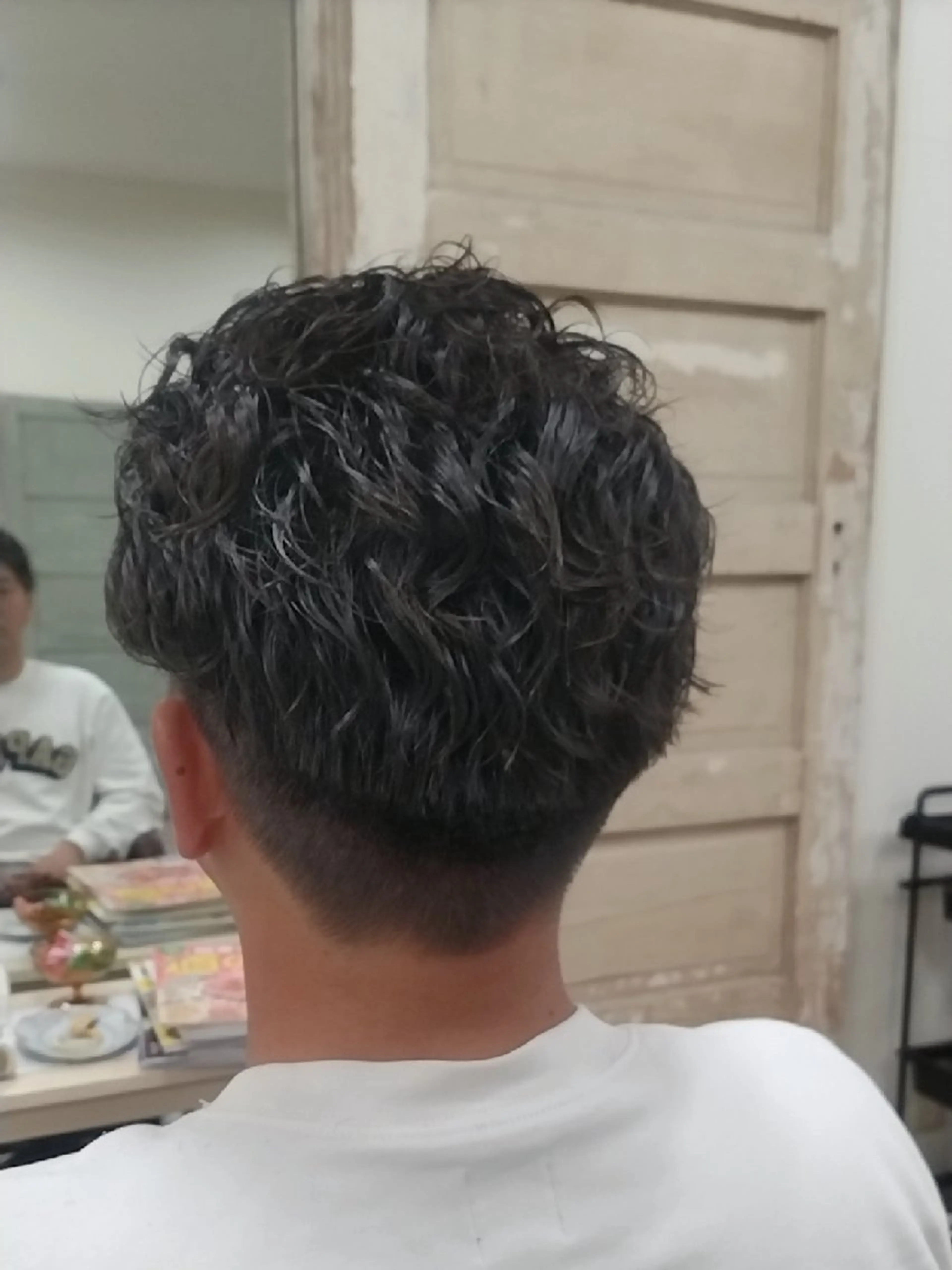 ショート パーマ メンズ メンズパーマ 磯崎 美幸のヘアスタイル