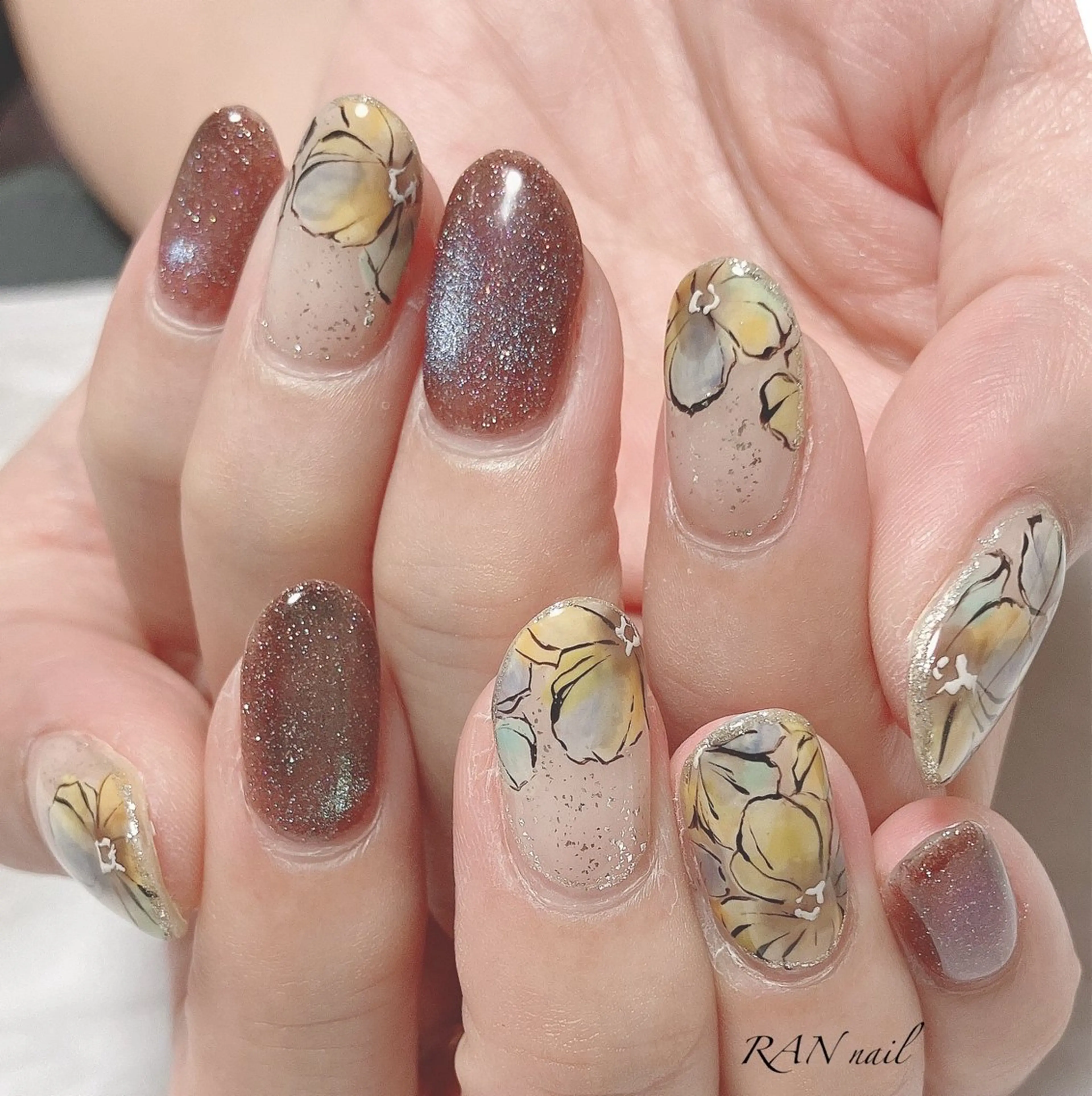ネイル ブルー フラワーネイル オレンジ パープル ショートネイル ハンドネイル フットネイル RAN nailのネイルデザイン