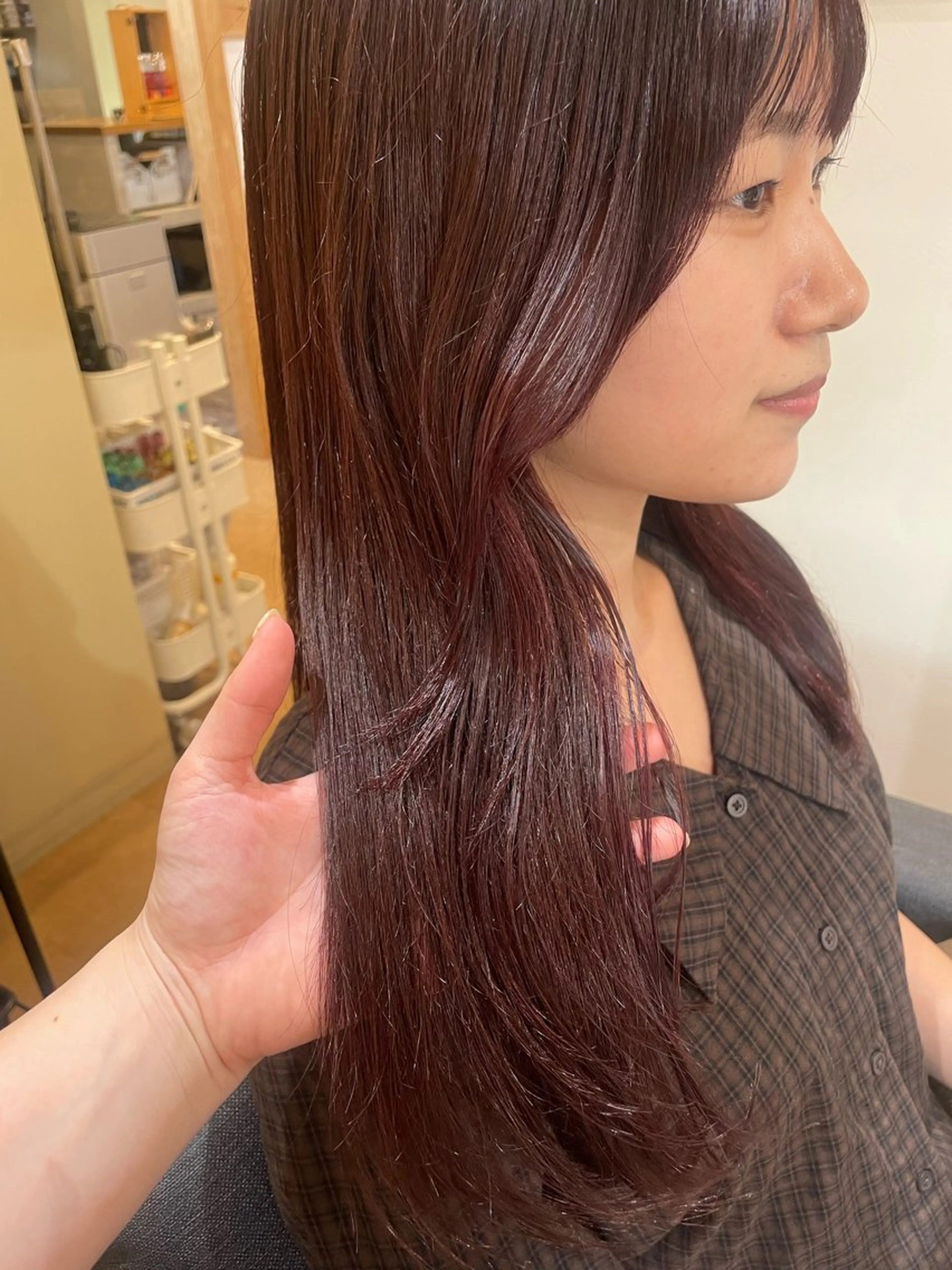 ロング カット ヘアカラー トリートメント 山口 里莉のヘアスタイル