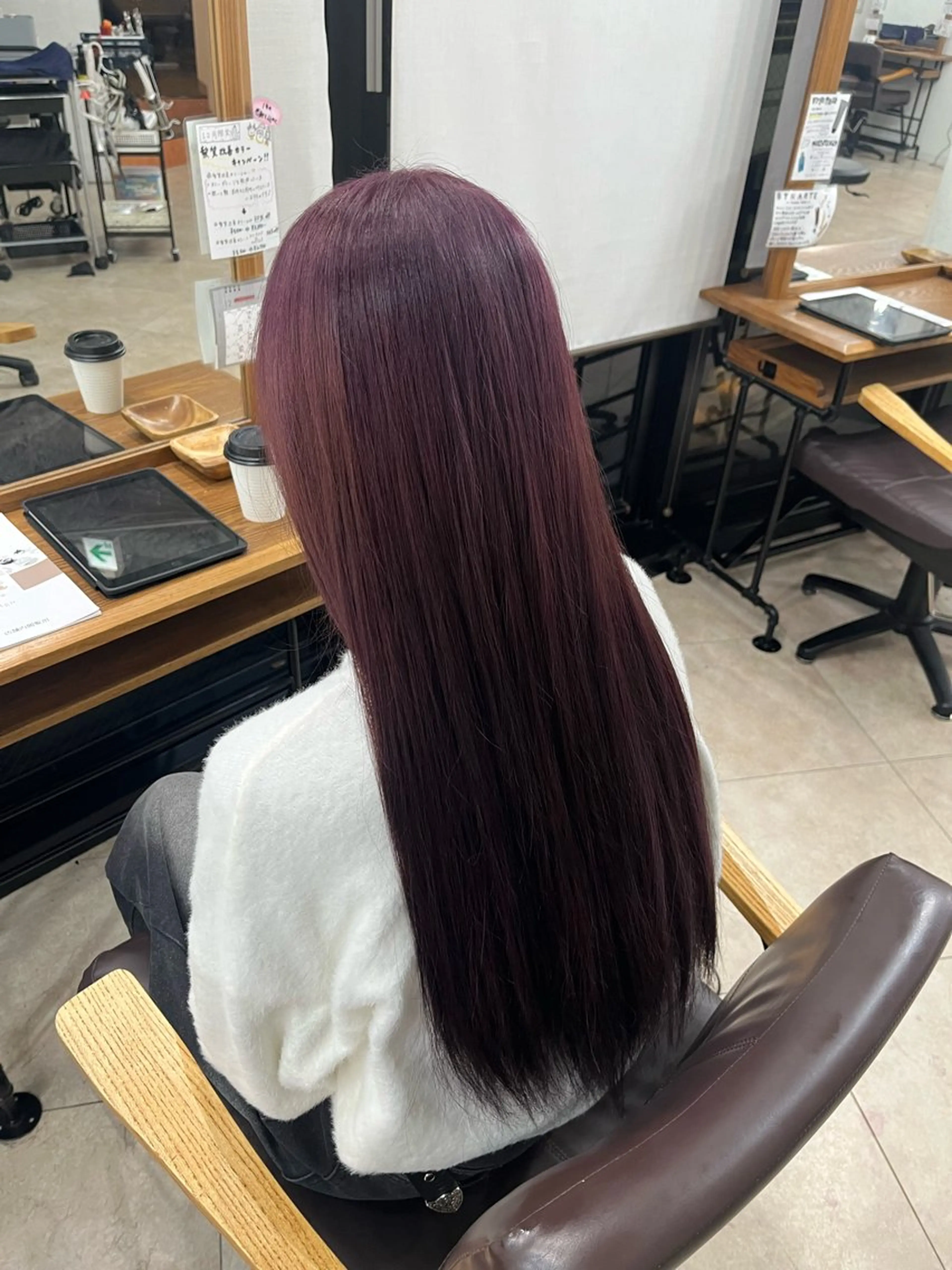 ロング カラー 橋本 萌々香のヘアスタイル