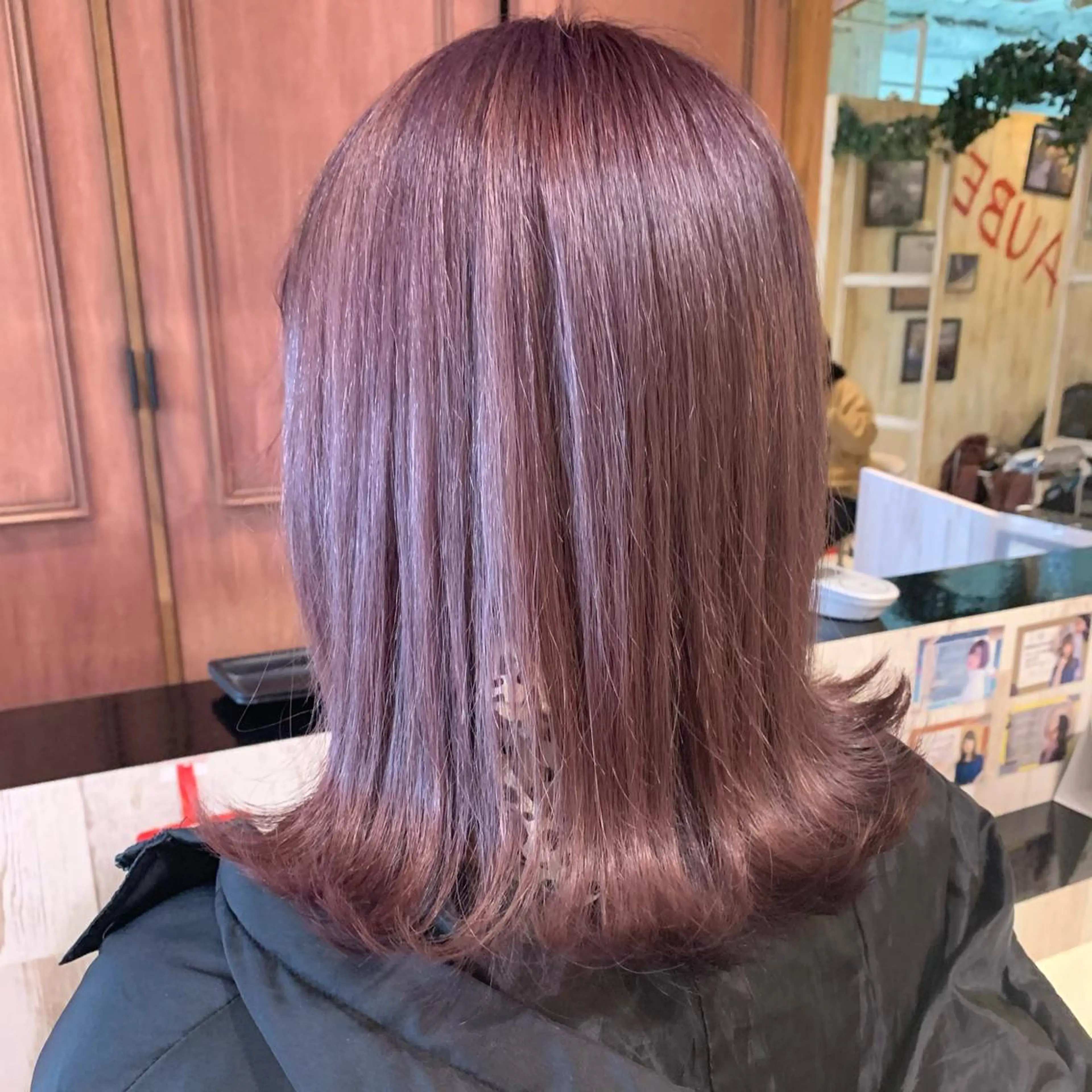 ミディアム カラー ベージュカラー ラベンダーカラー ラベンダーベージュ パープルカラー レイヤー×グレージュ /ピンク🩷mioのヘアスタイル