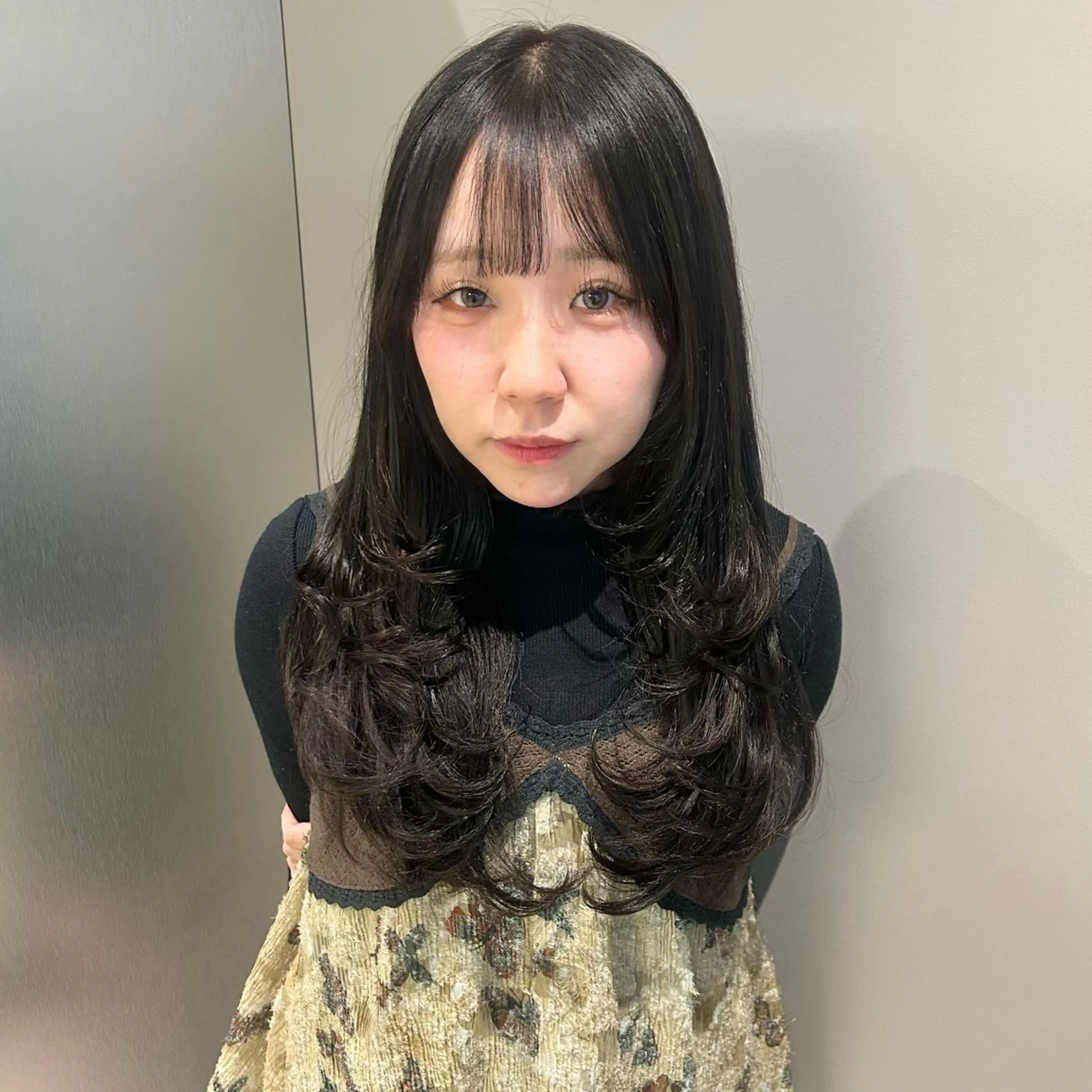 ロング カラー ベージュカラー 黒髪 ブリーチ ブラウンカラー 透明感カラー カット ヘアカラー トリートメント ブリーチなしベージュ /ヘアセット/ミユのヘアスタイル