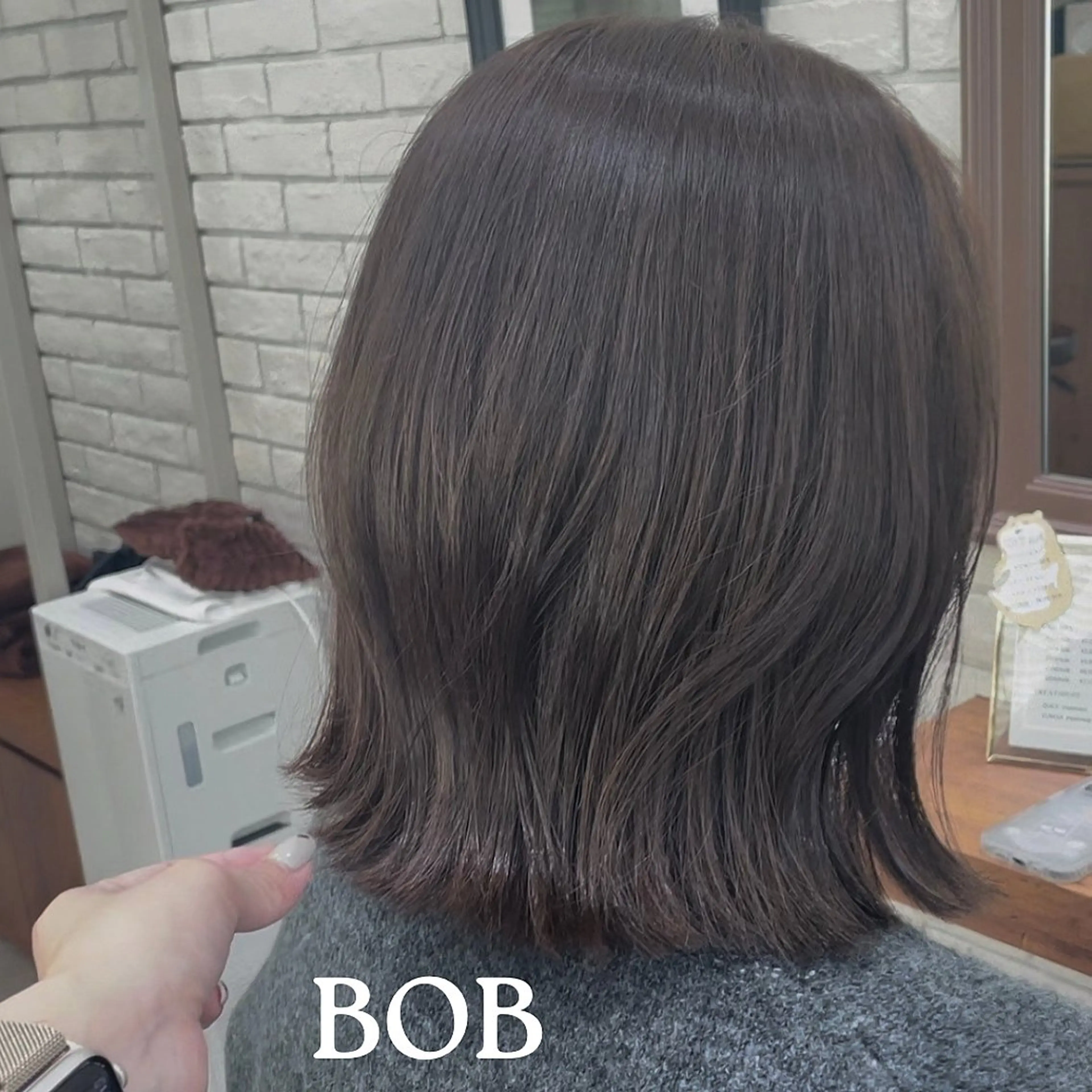 ミディアム カラー ヘアアレンジ 切りっぱなしボブ ボブ カット ヘアカラー yu kiのヘアスタイル