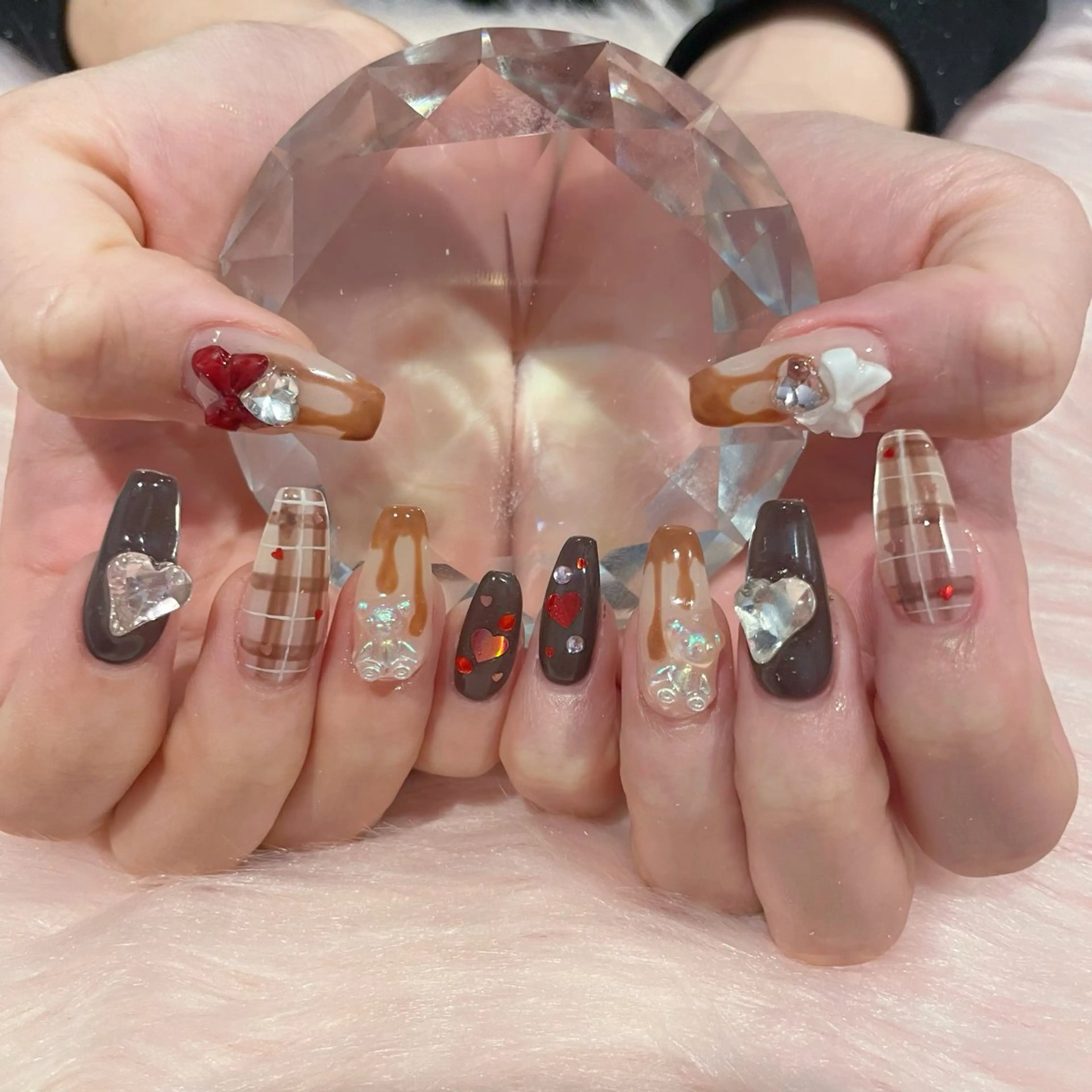 ネイル バレンタイン ハンドネイル リスブラン 🎀Mika🎀のネイルデザイン