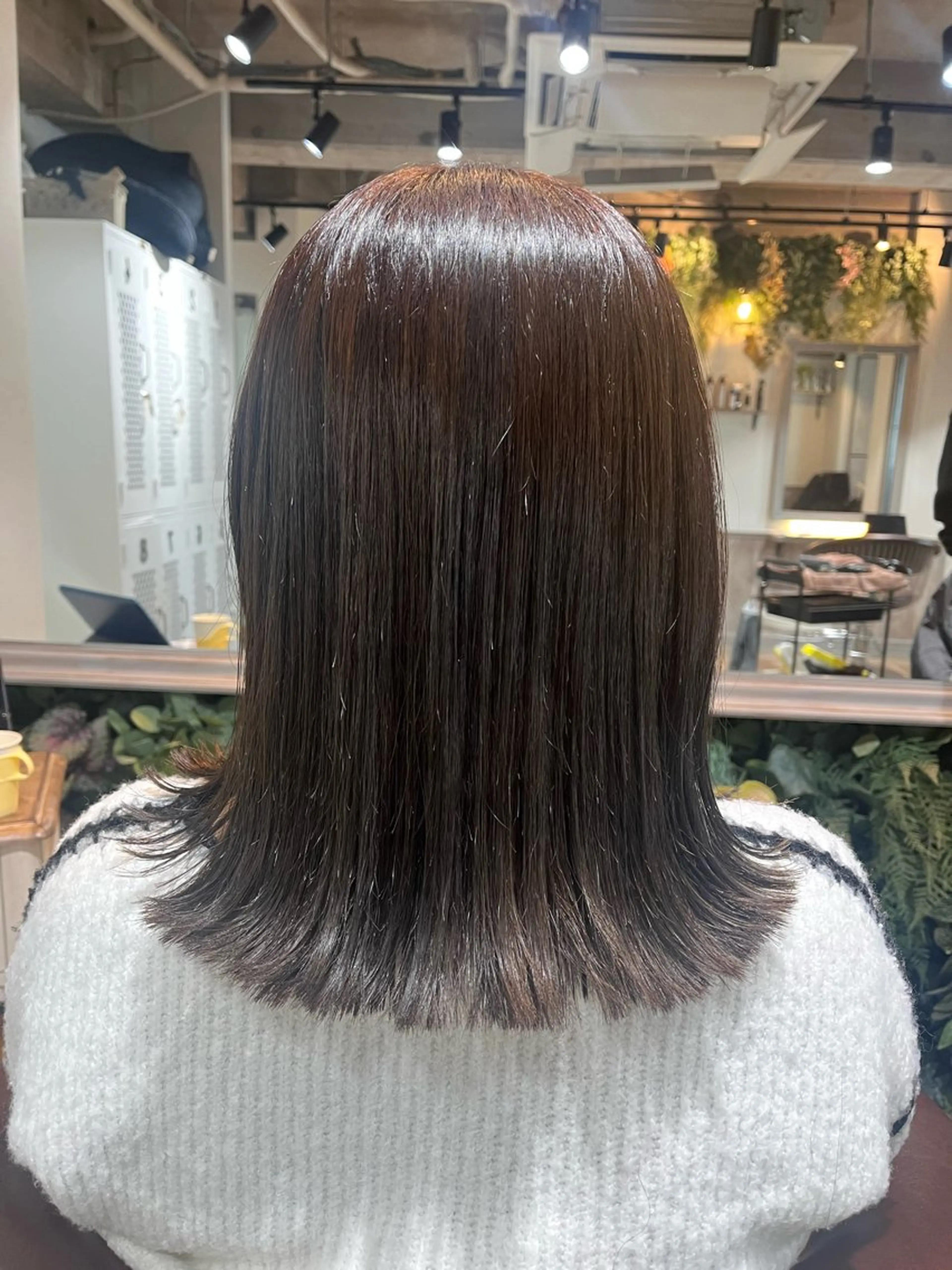 ミディアム 境 あいみのヘアスタイル