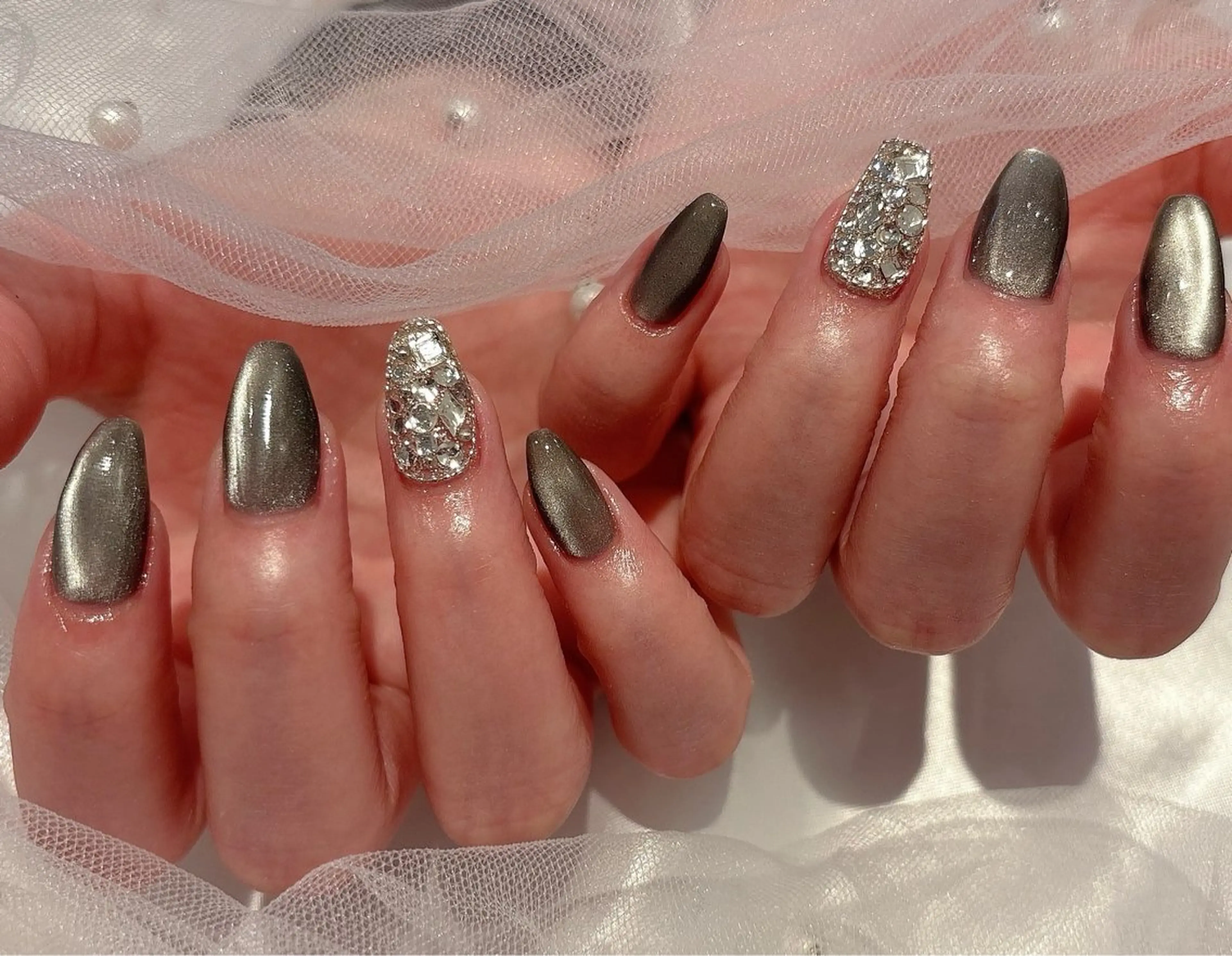 ネイル マグネットネイル ネイルサロン フルールのネイルデザイン