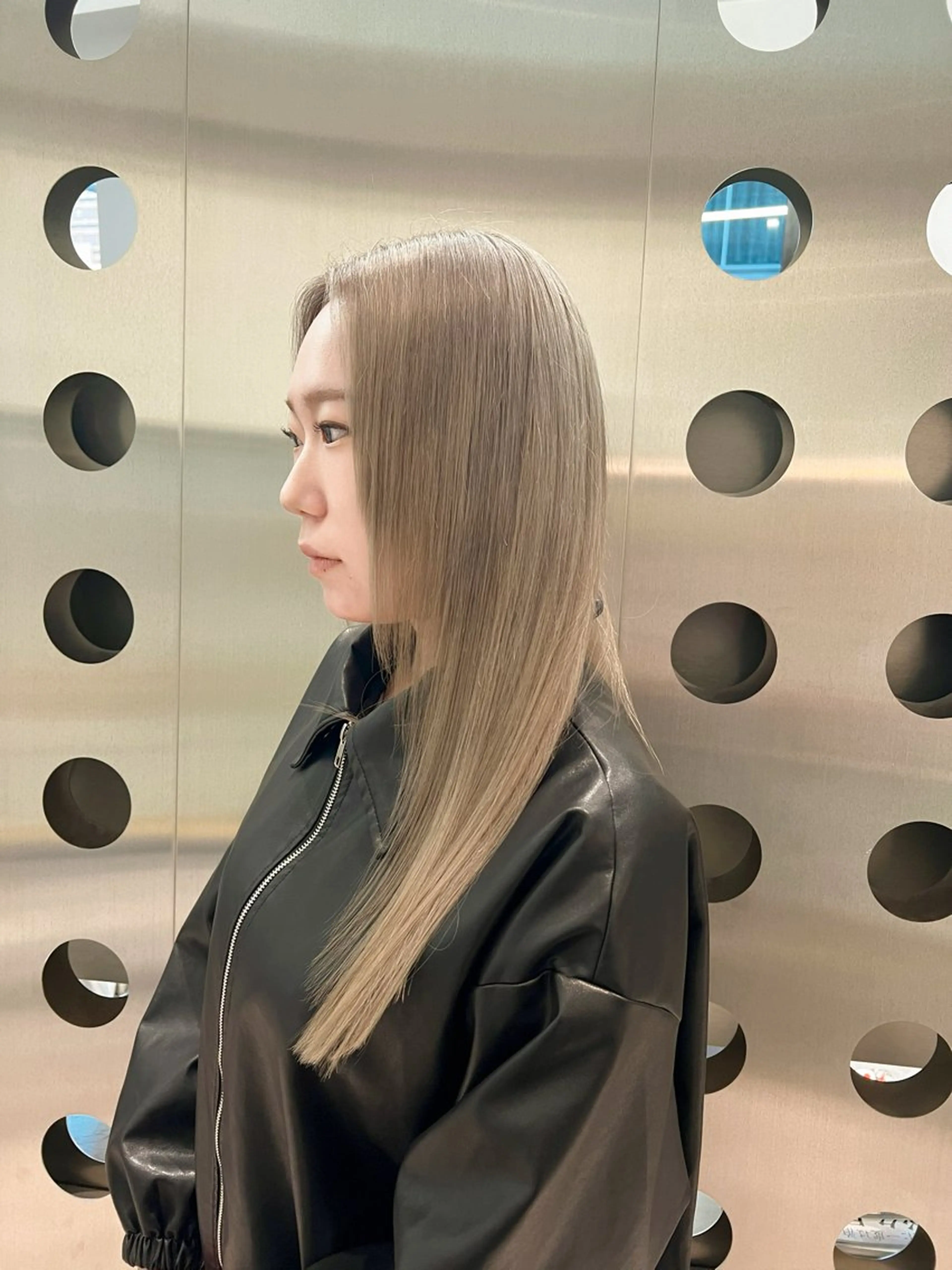 セミロング カラー 堀江 /木下椋麻のヘアスタイル