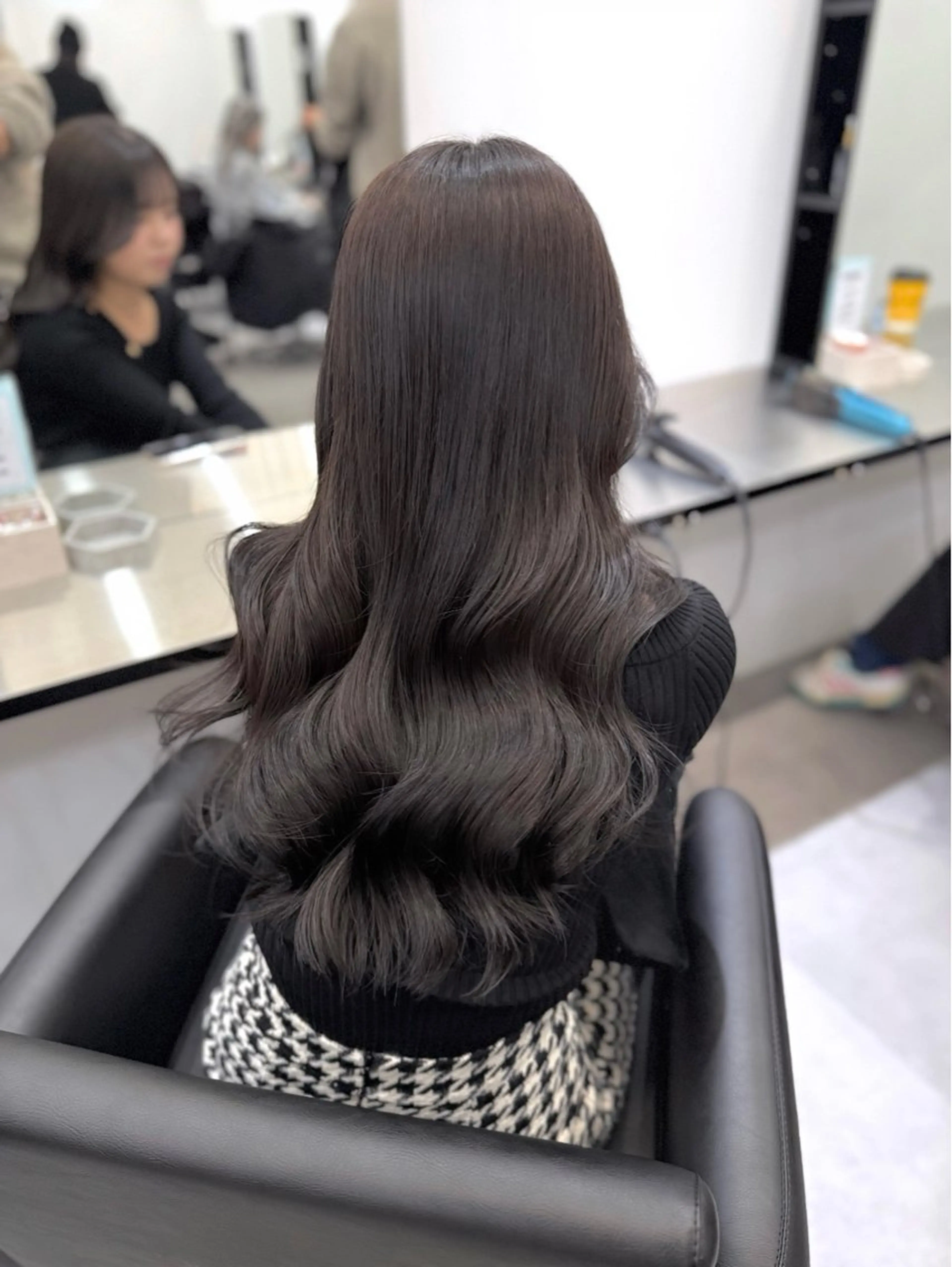 ロング ケアカラー カット ヘアカラー トリートメント 髪質改善× ブリーチなしyutoのヘアスタイル