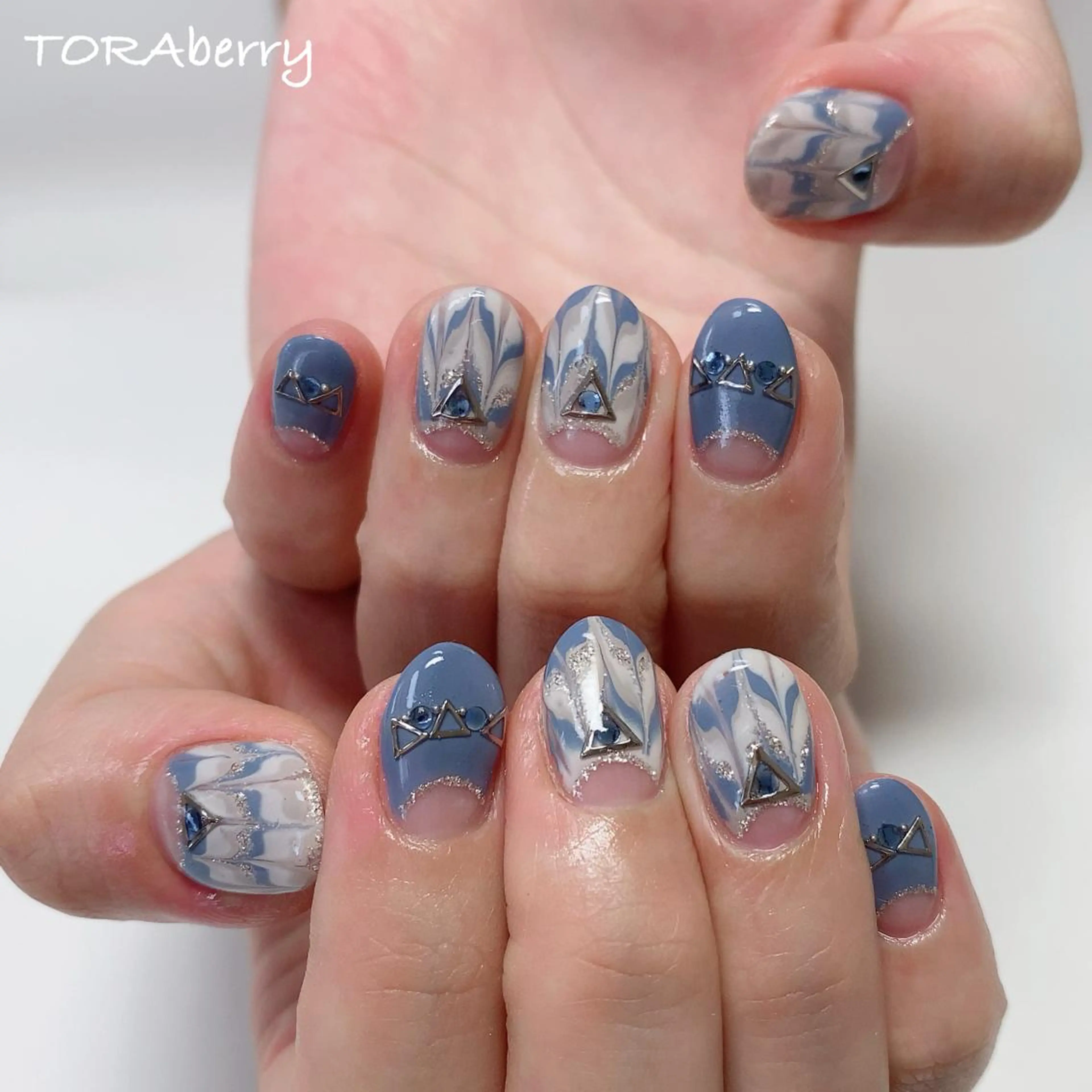 ネイル ハンドネイル ネイリスト なつみのネイルデザイン