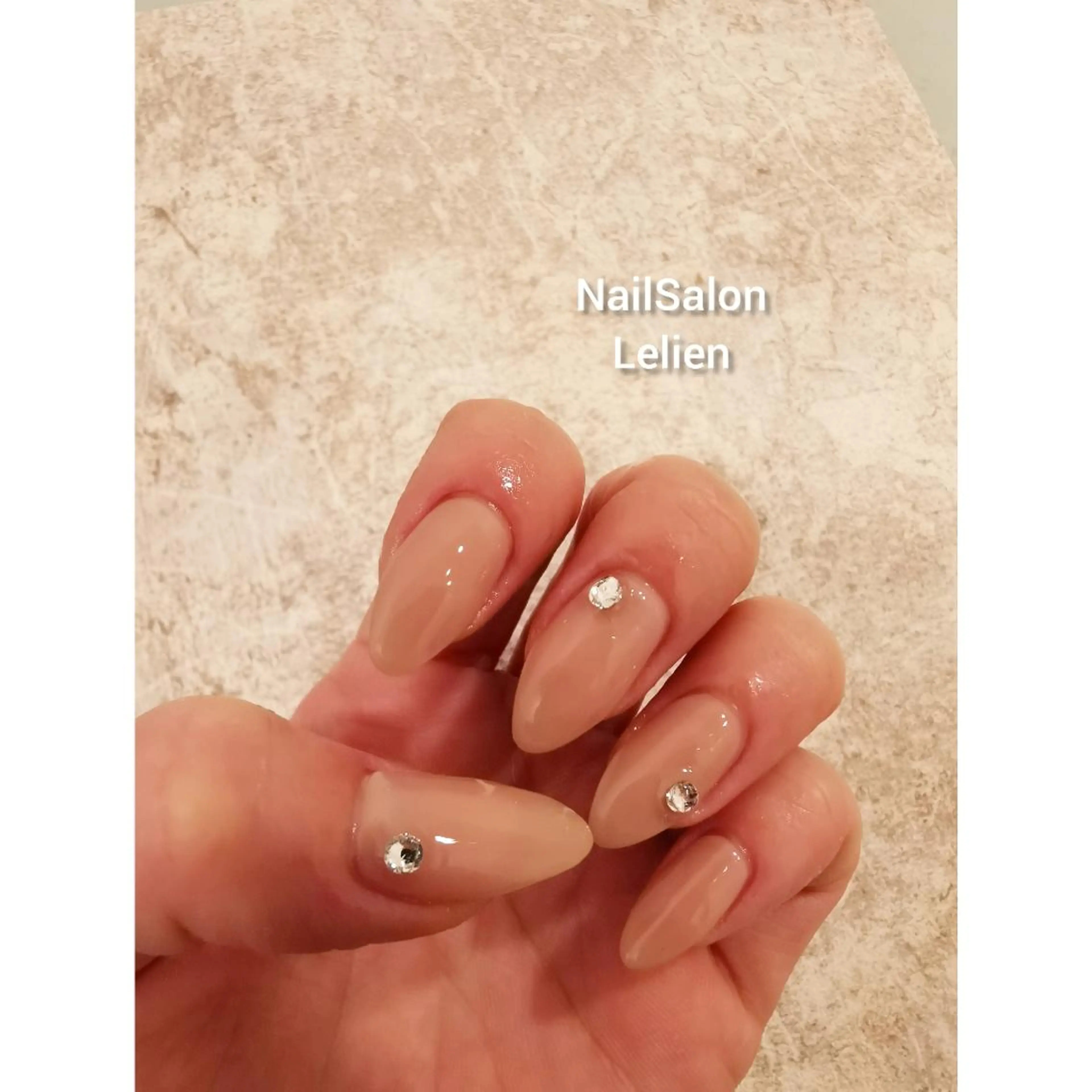 ワンカラー+ストーン(10粒まで※パーツは別途料金)の写真