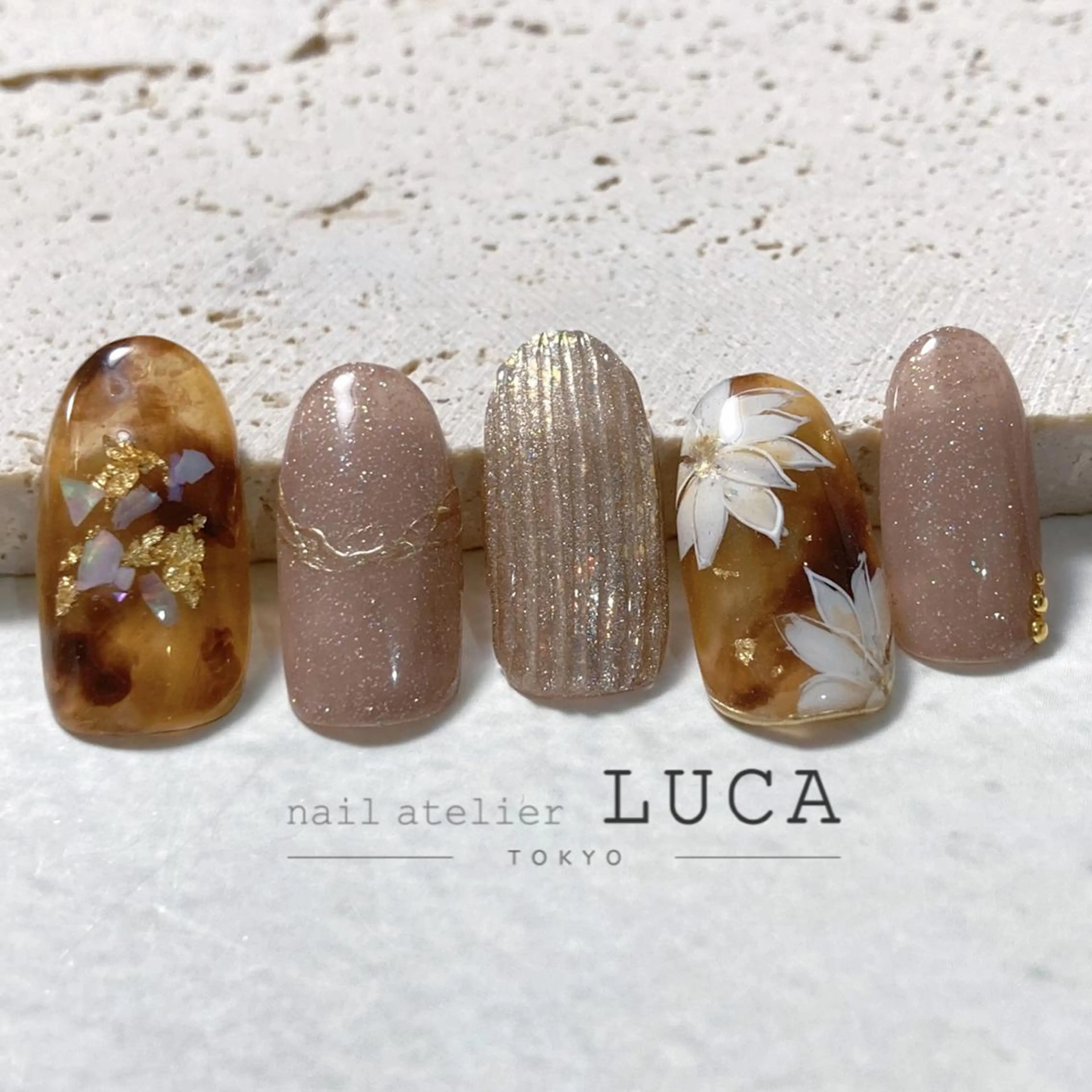 ネイル アートネイル オーロラネイル クリアネイル 長さ出し フットネイル ハンドネイル ネイルアトリエルカ スタッフのネイルデザイン