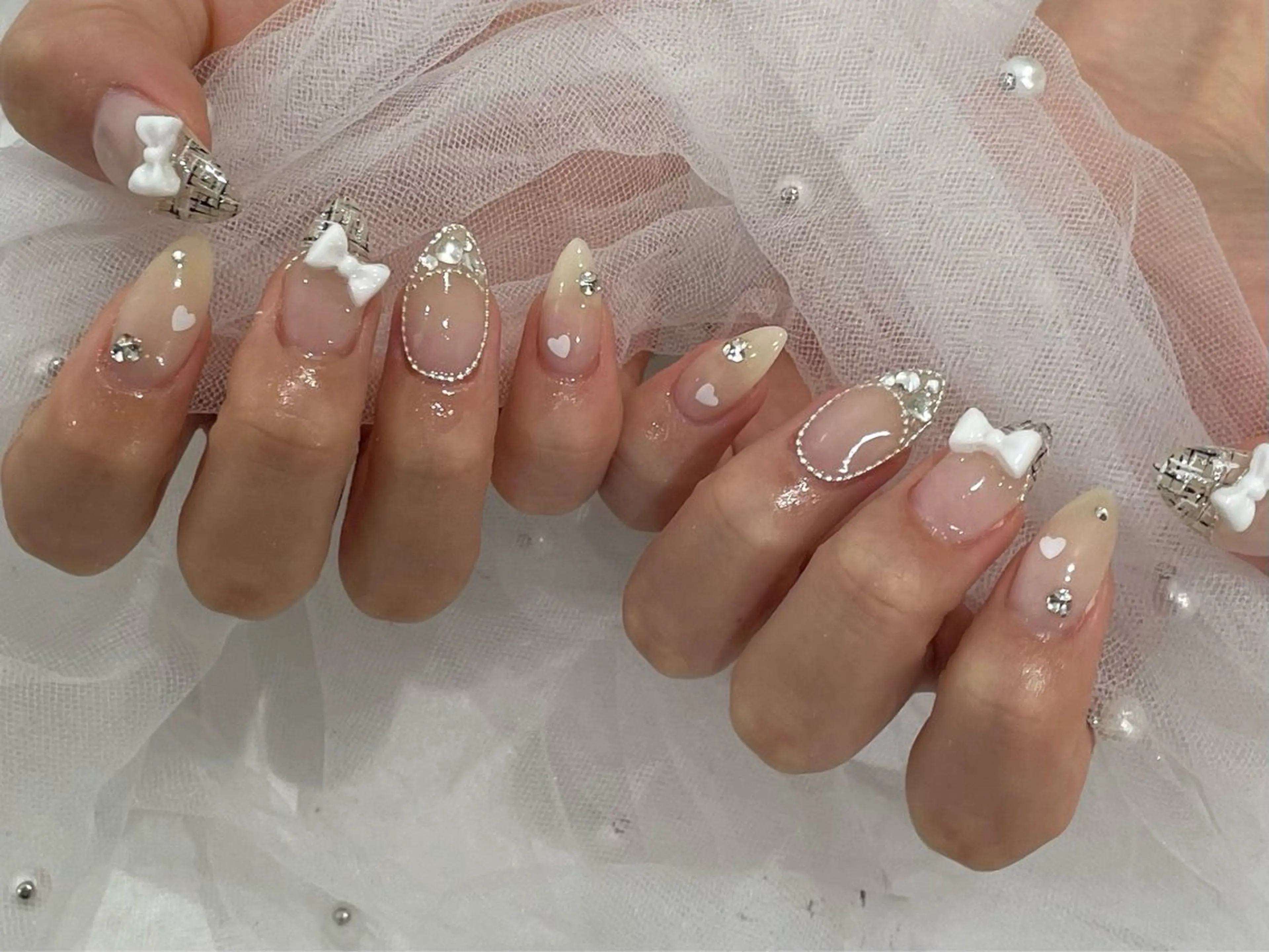 ネイル ＿WHITE+南海難波店所属・_WHITE+ 南海難波店のネイルデザイン