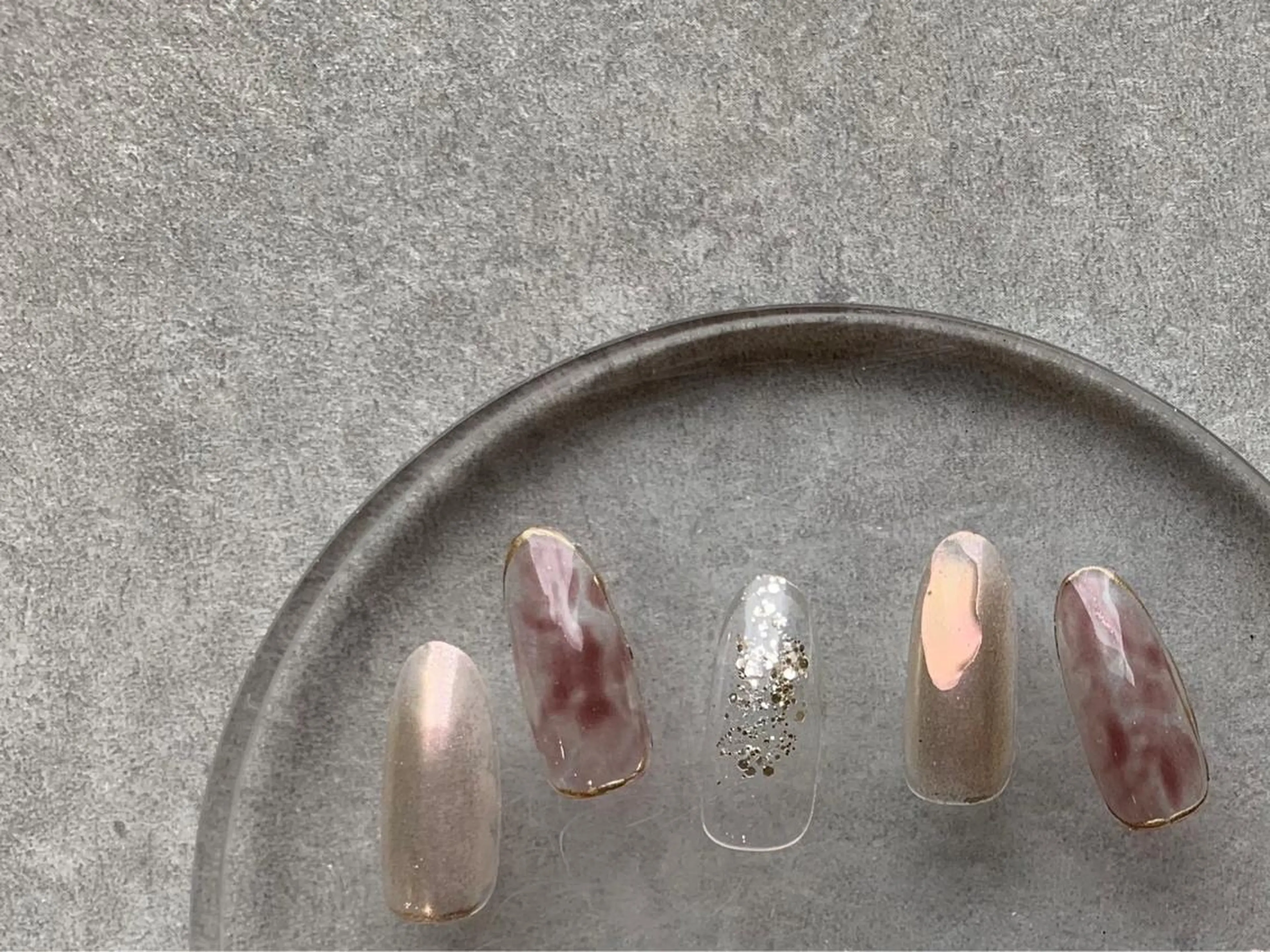 ネイル 友田 晴香のネイルデザイン