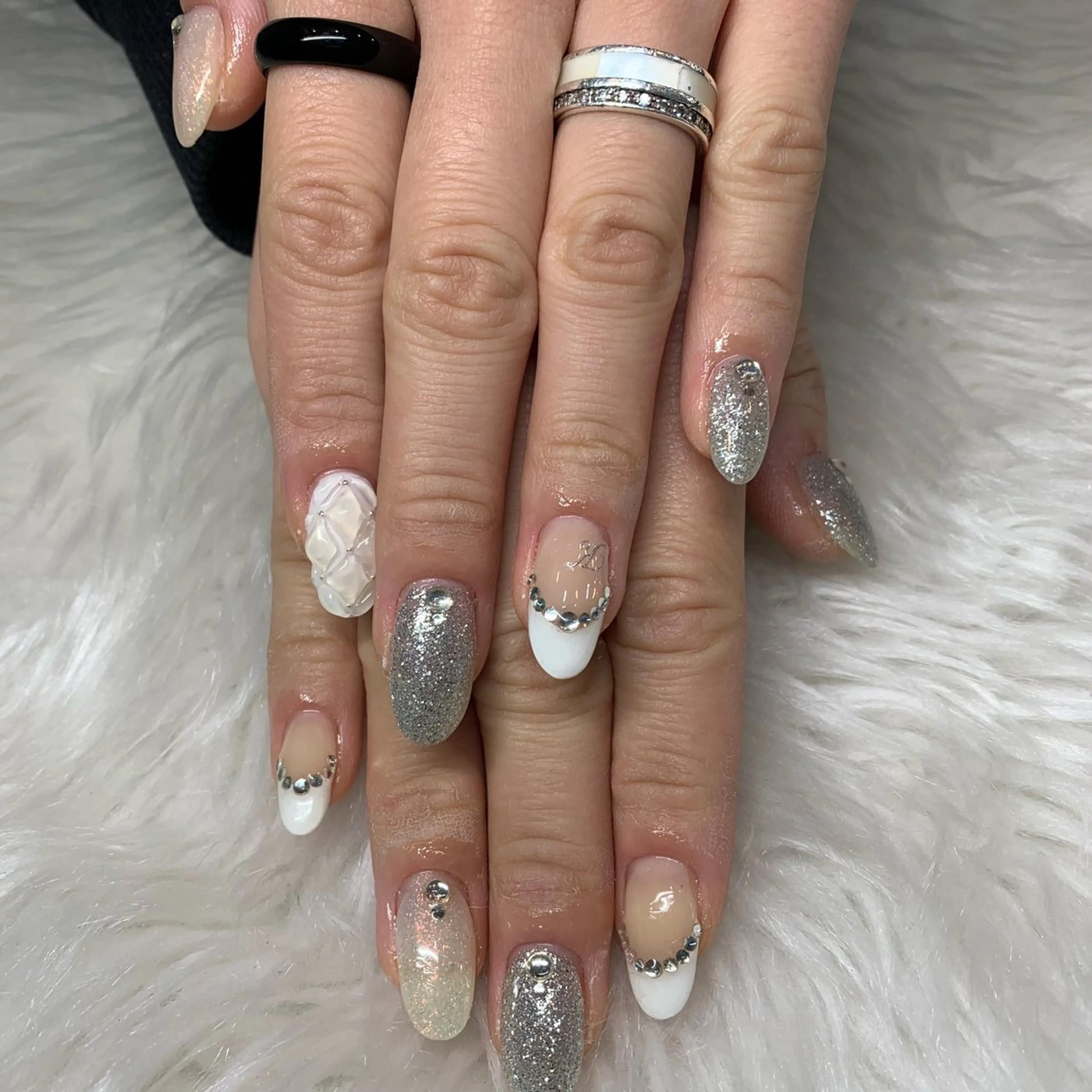 セミロング 竹下 凌香のネイルデザイン