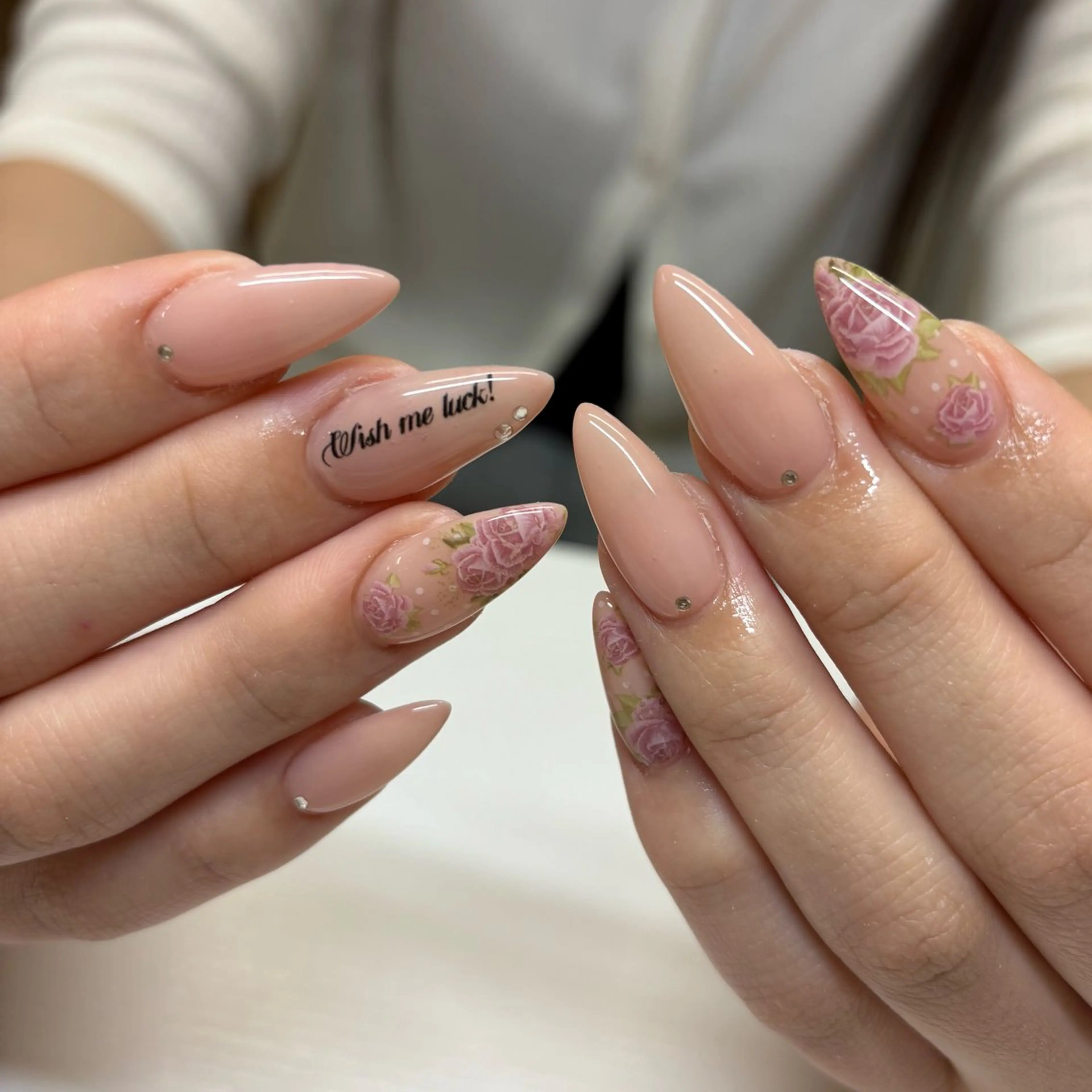 ネイル ハンドネイル SHION  のネイルデザイン