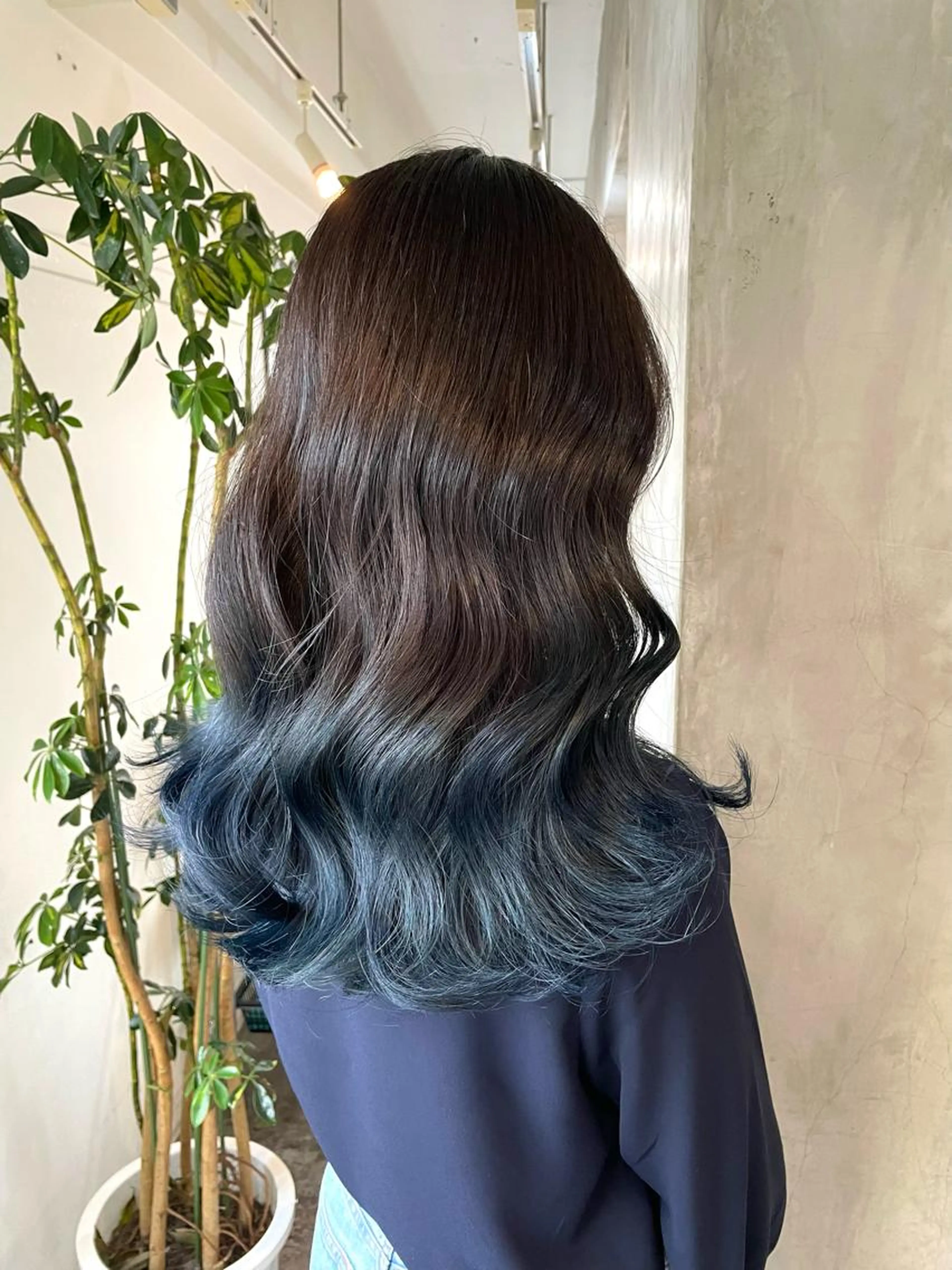 リピーター様用🍀【カット✂️毛先グラデーションカラー＋TR🌈】毛先ブリーチ＋毛先のみカラーの写真