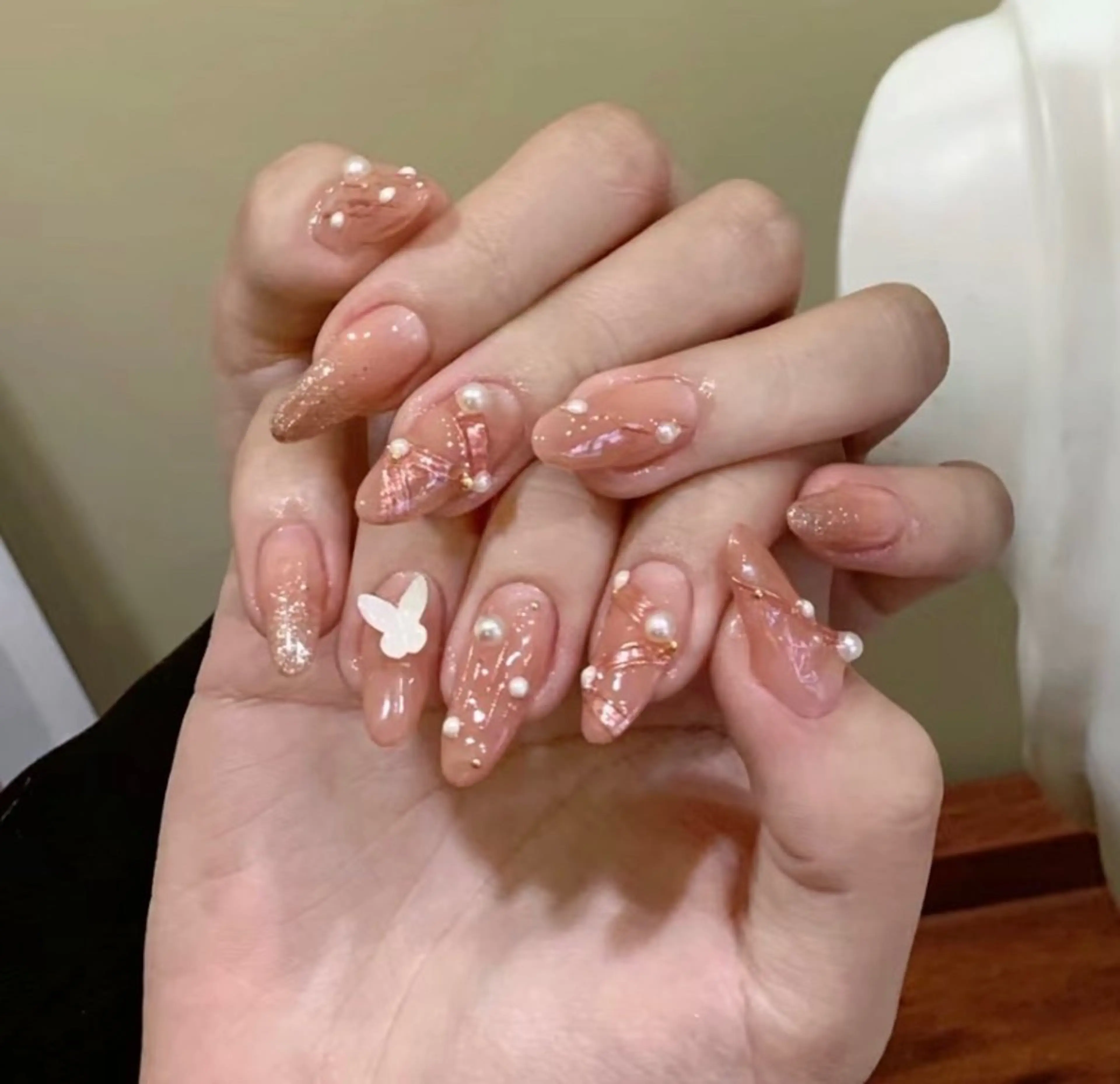 ネイル ハンドネイル ハンドケア 🍑 momo_nailのネイルデザイン