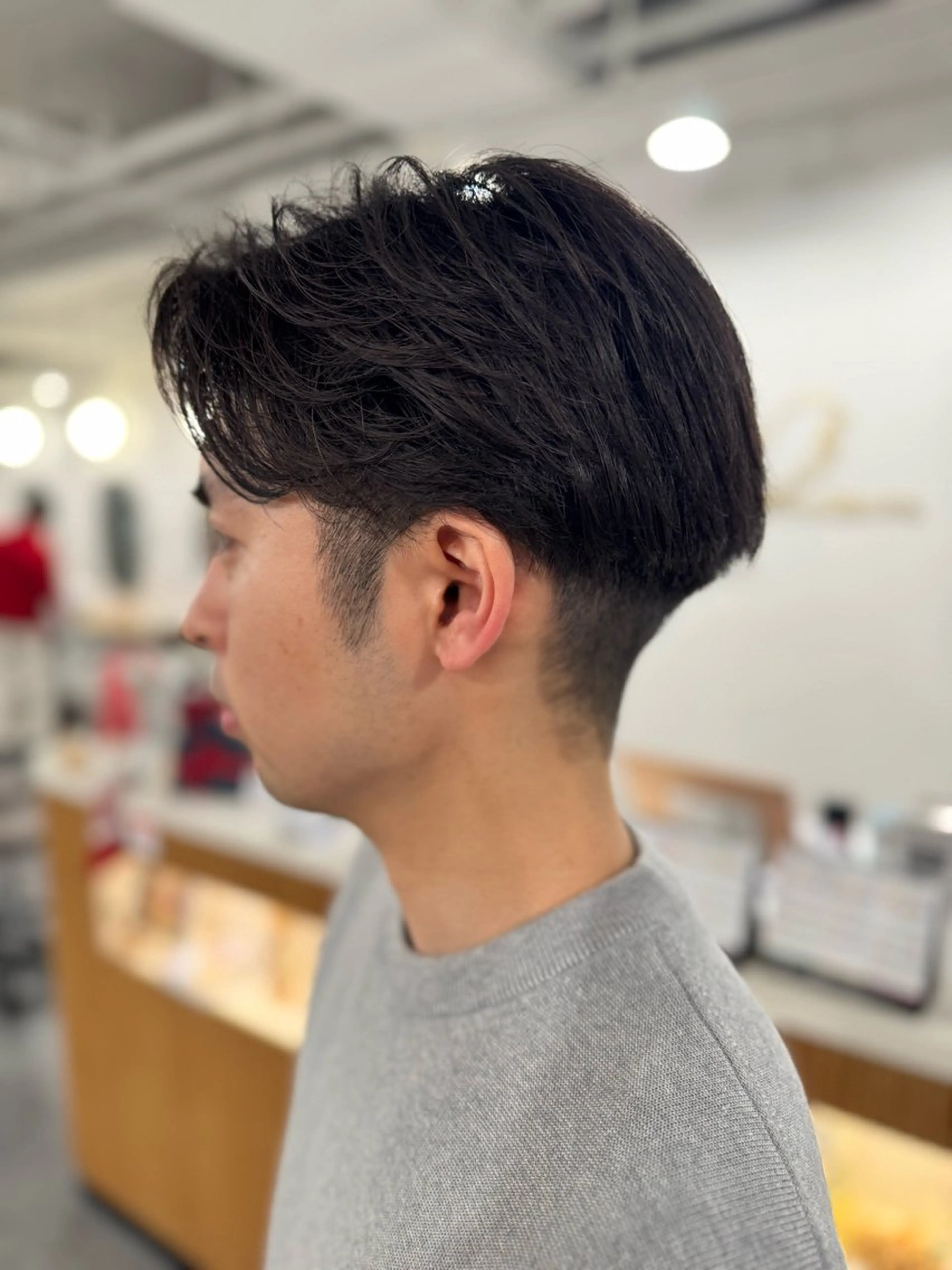 ショート パーマ メンズ フェザーパーマ メンズパーマ カット パーマ トリートメント SHIAN 橋本 Daikiのヘアスタイル