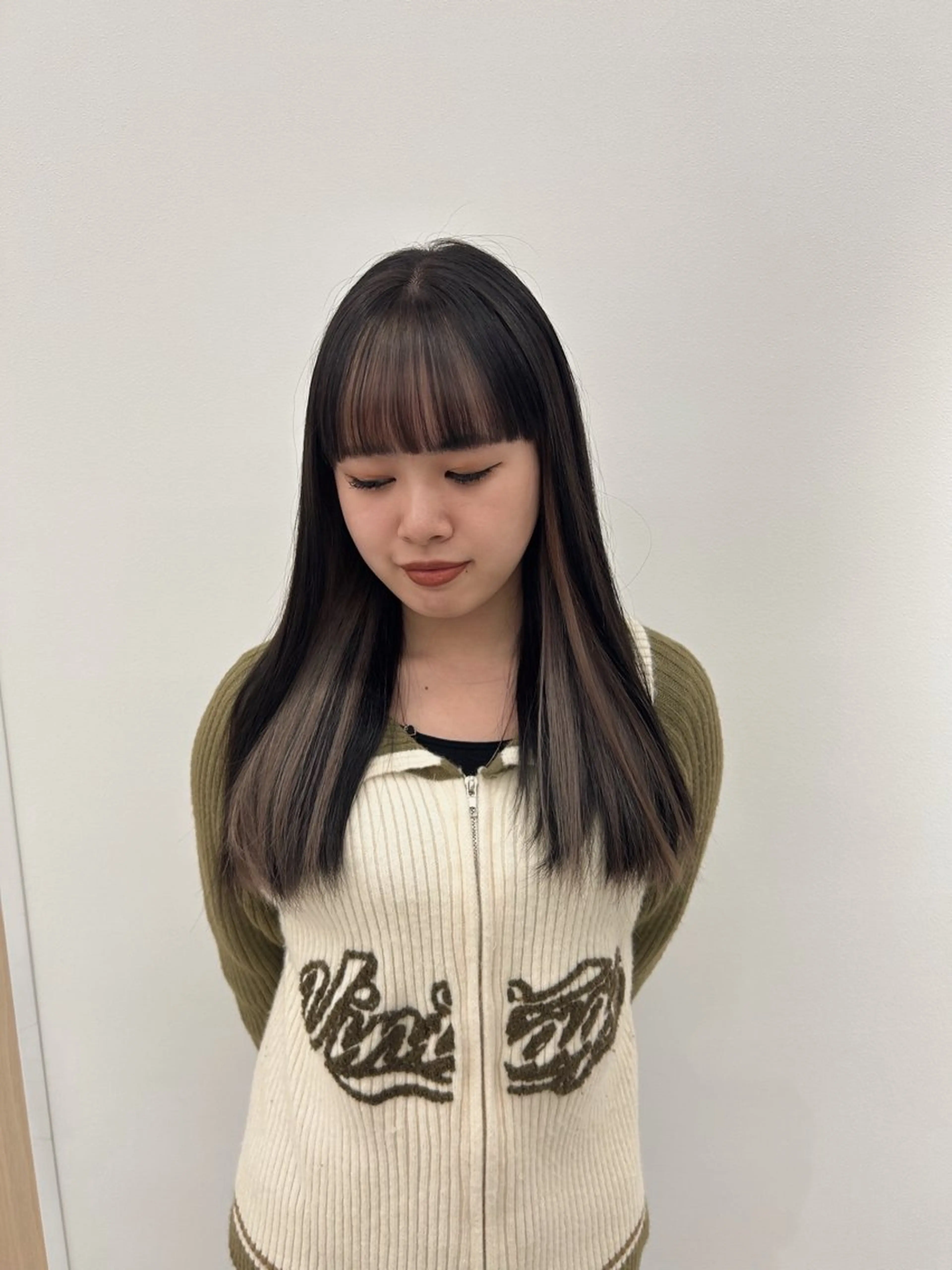 ロング Unami  / RIZUMUのヘアスタイル