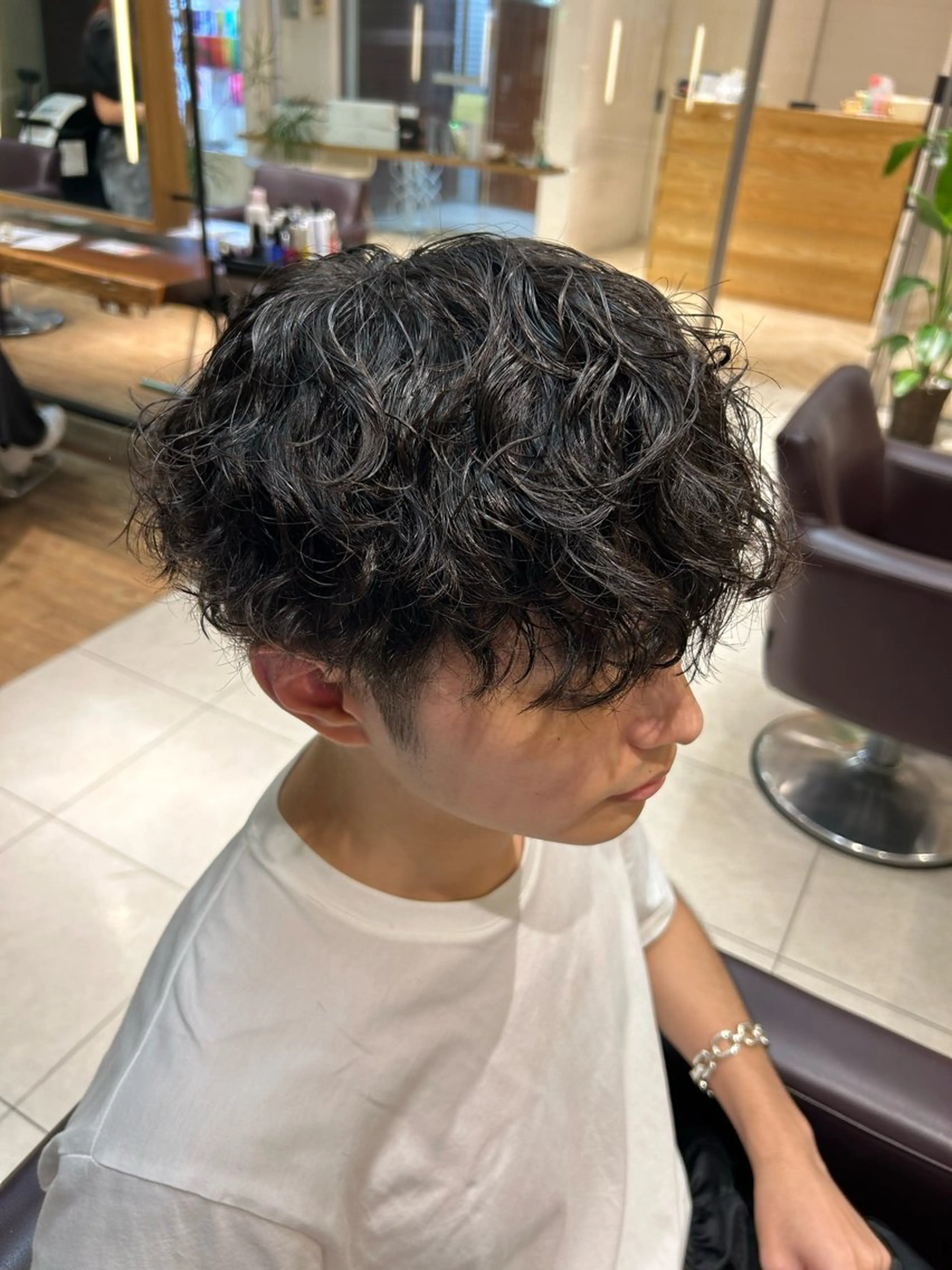 パーマ メンズ ᴛᴏᴍᴏᴋᴀ / ᴄʜᴇʀɪのヘアスタイル