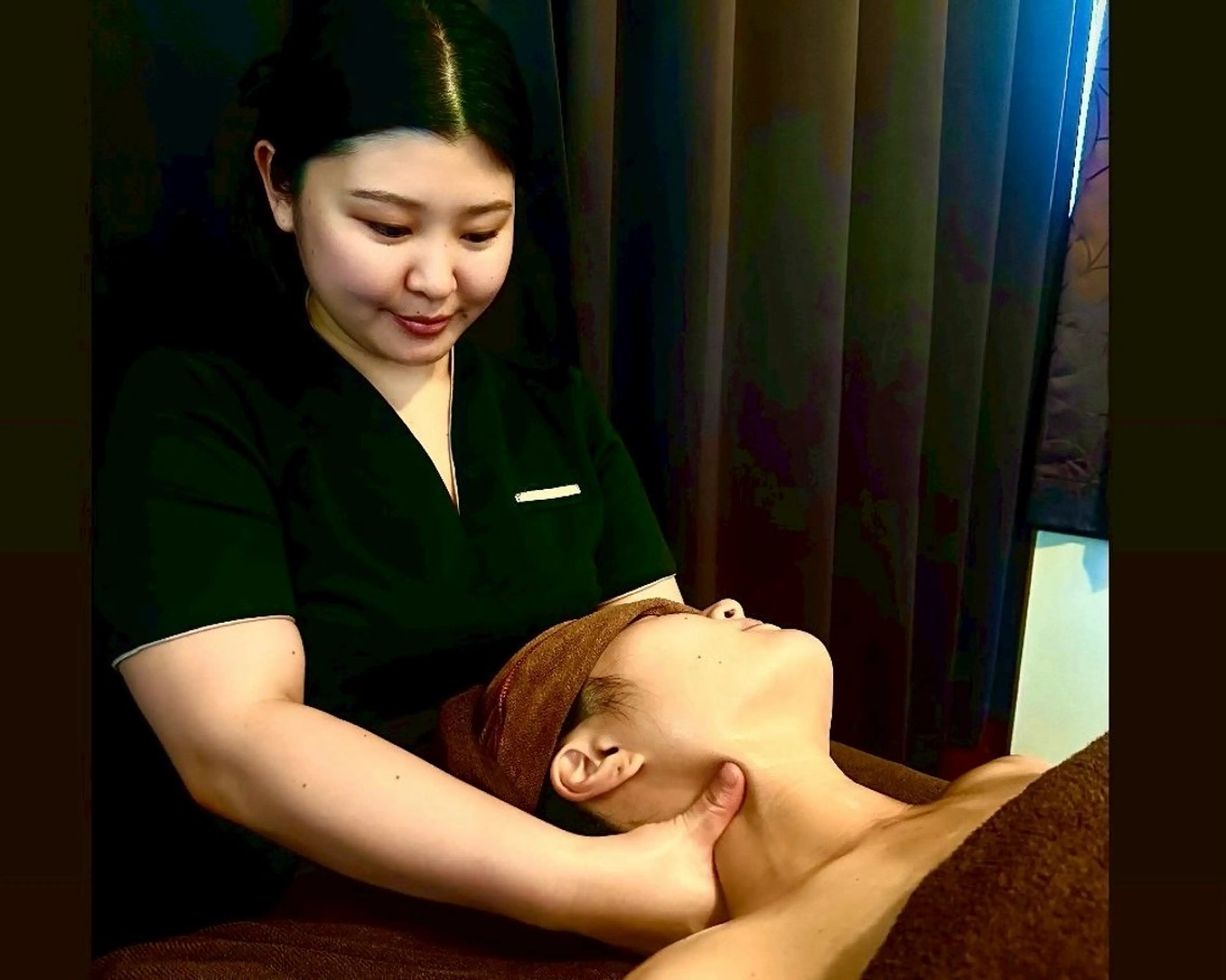 ★リピート限定★ストレスリーディングトリートメント150分通常25,000→22,000円　女性特有のお悩みを解決しますの写真