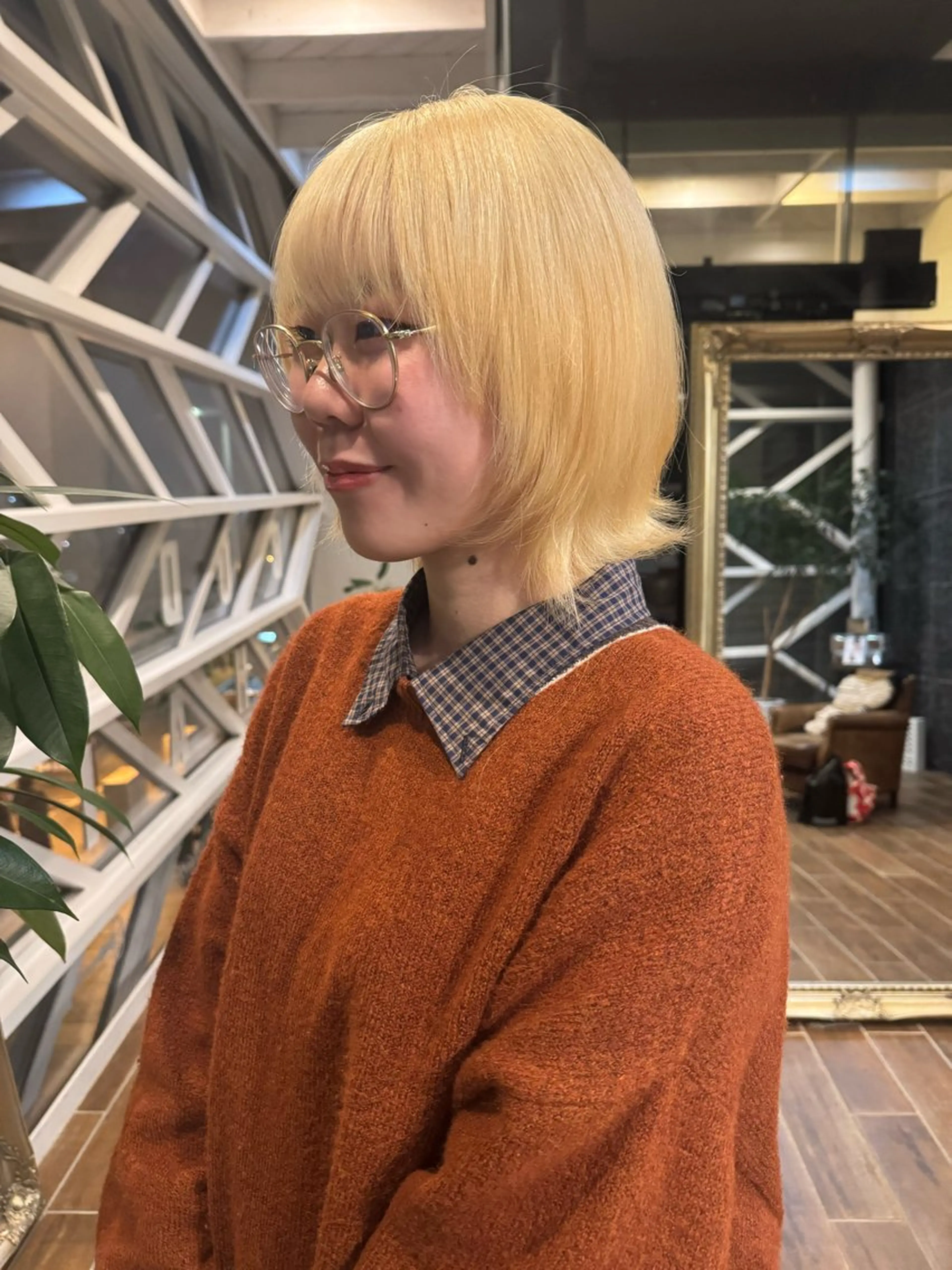 ショート カラー ブリーチ ヘアカラー 村上 輝のヘアスタイル