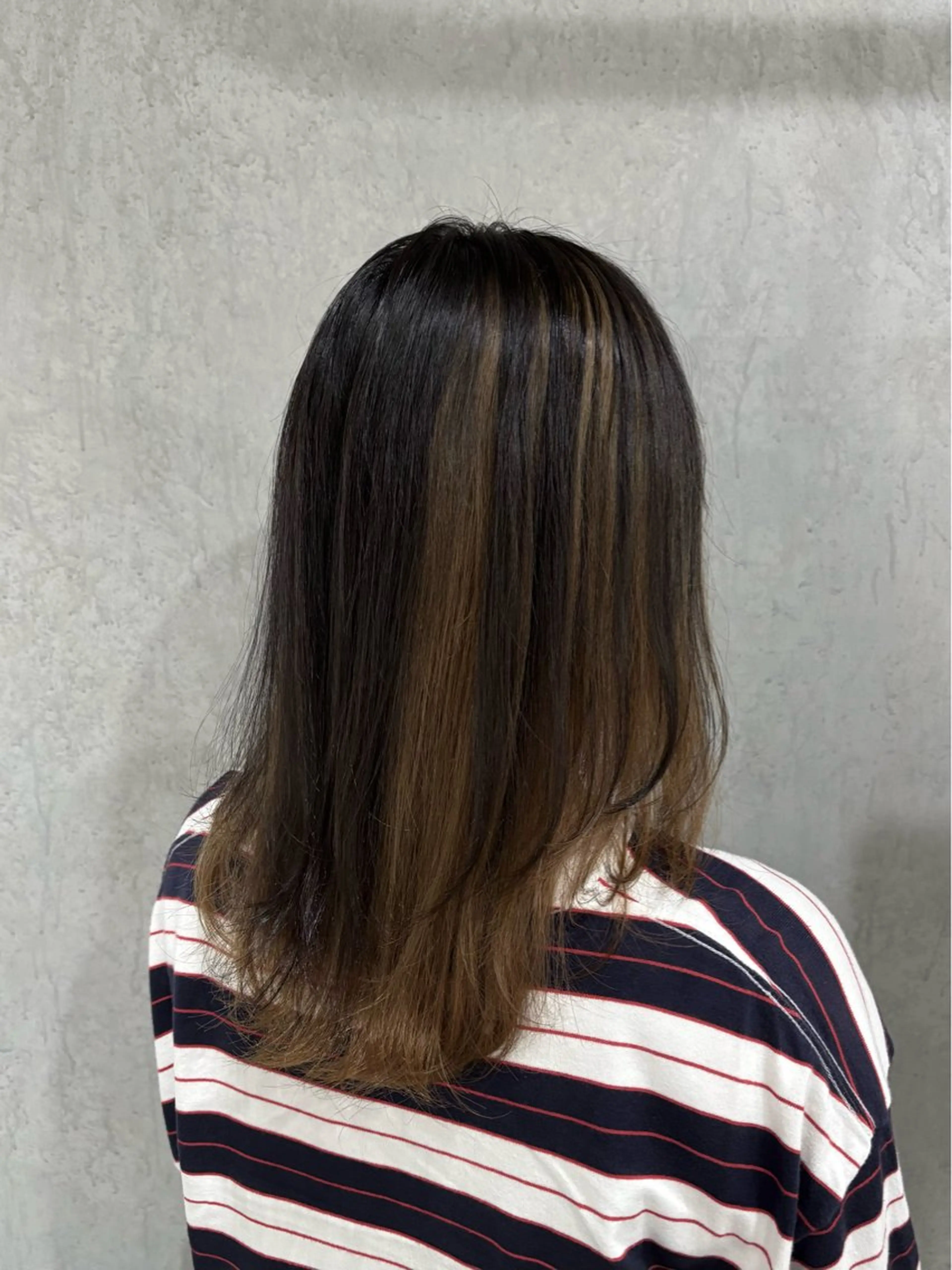 ミディアム ヘアカラー トリートメント 緑川 佳薫のヘアスタイル