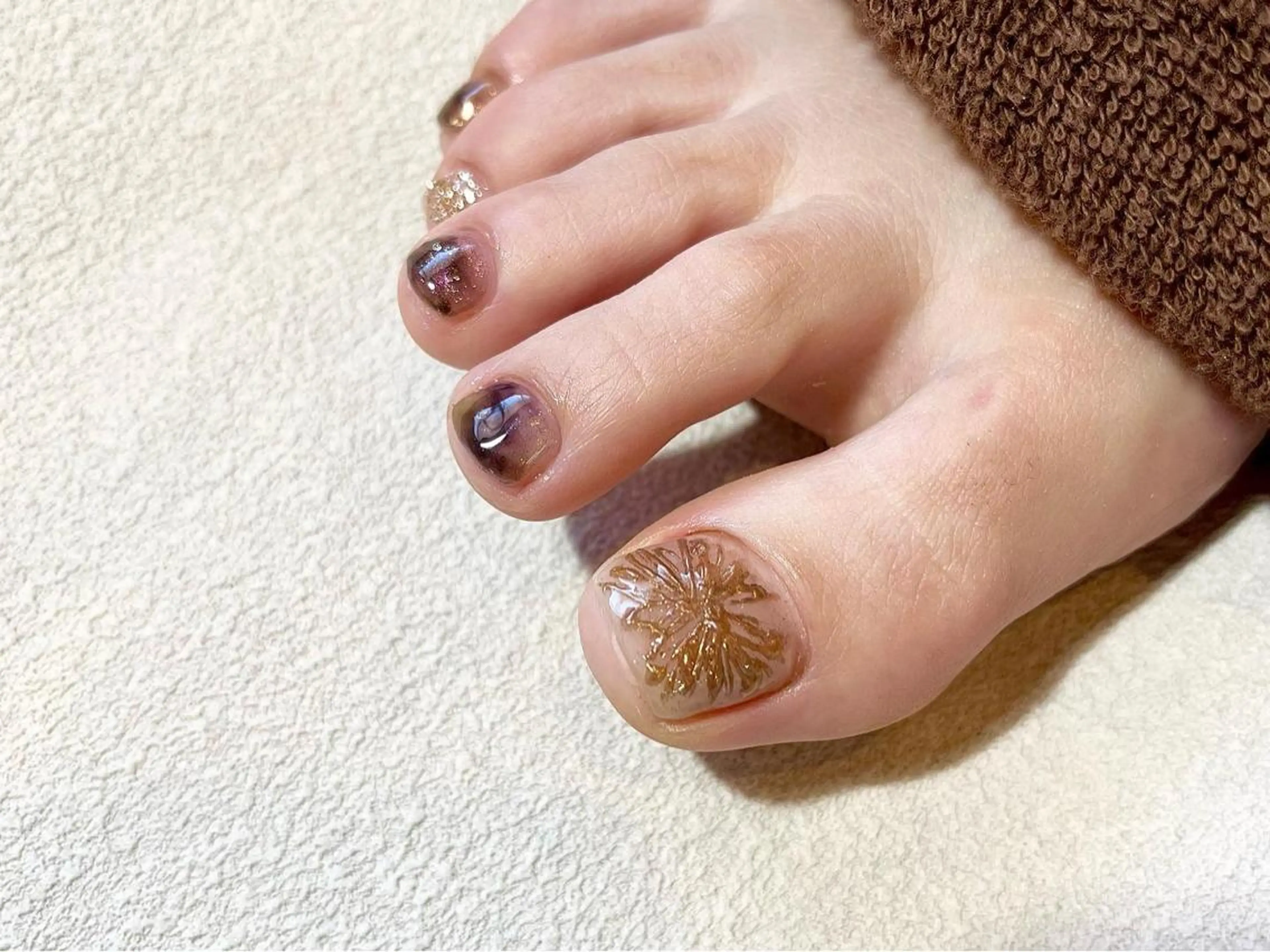 ネイル フットネイル 小河 仁美のネイルデザイン