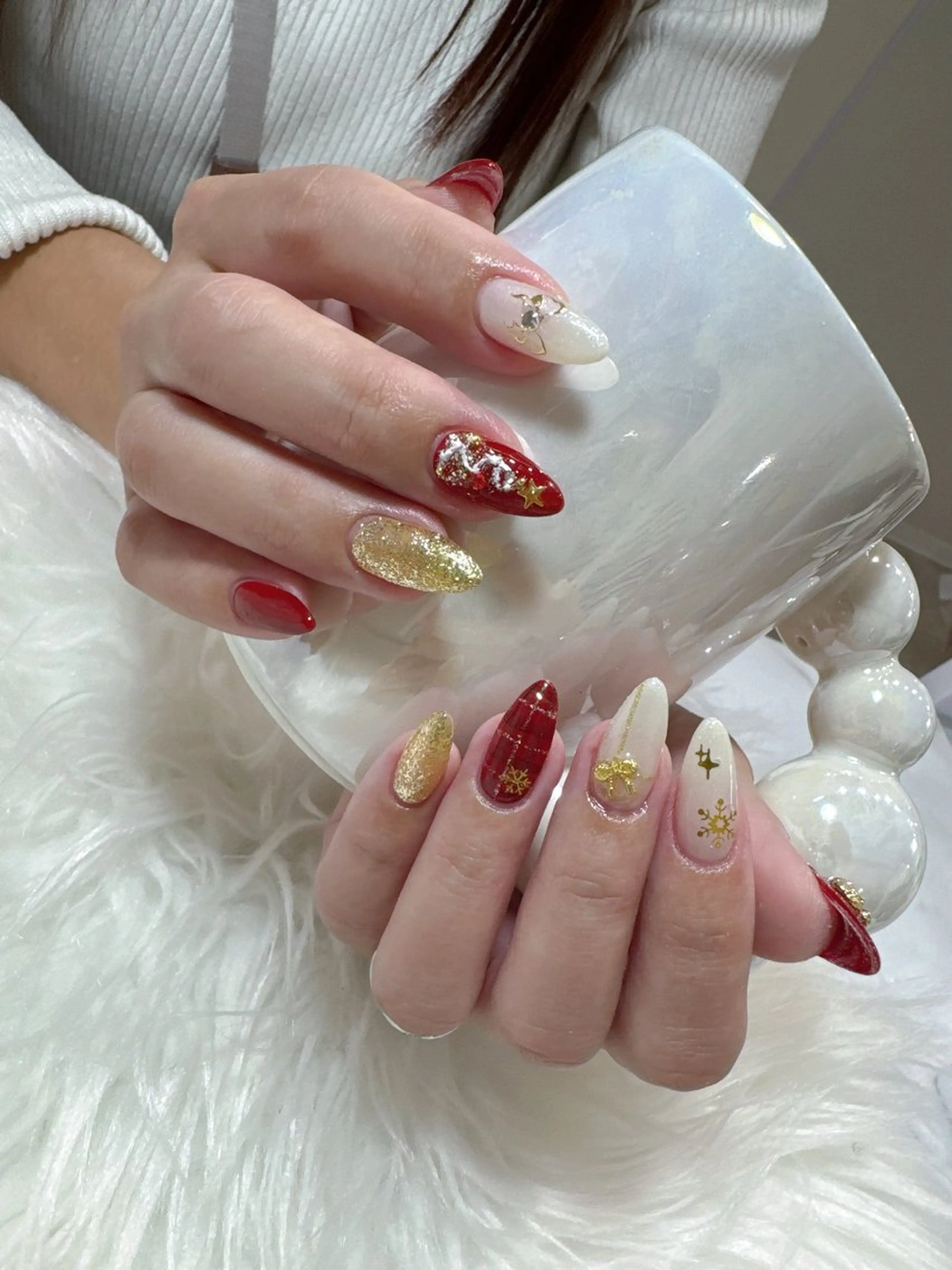ネイル ハンドネイル &ME ネイルサロンのネイルデザイン
