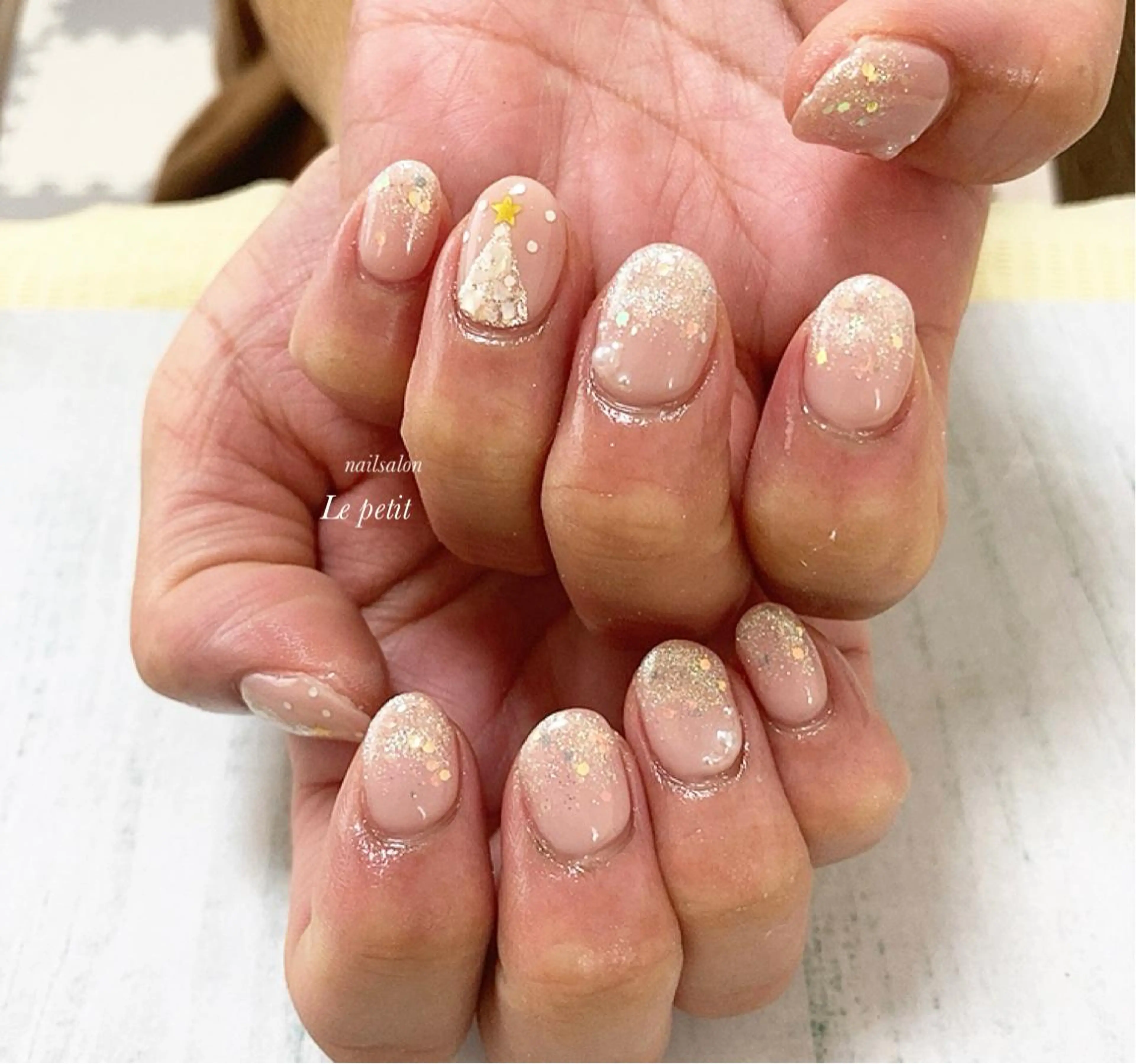 ネイル 石野 広佳のネイルデザイン