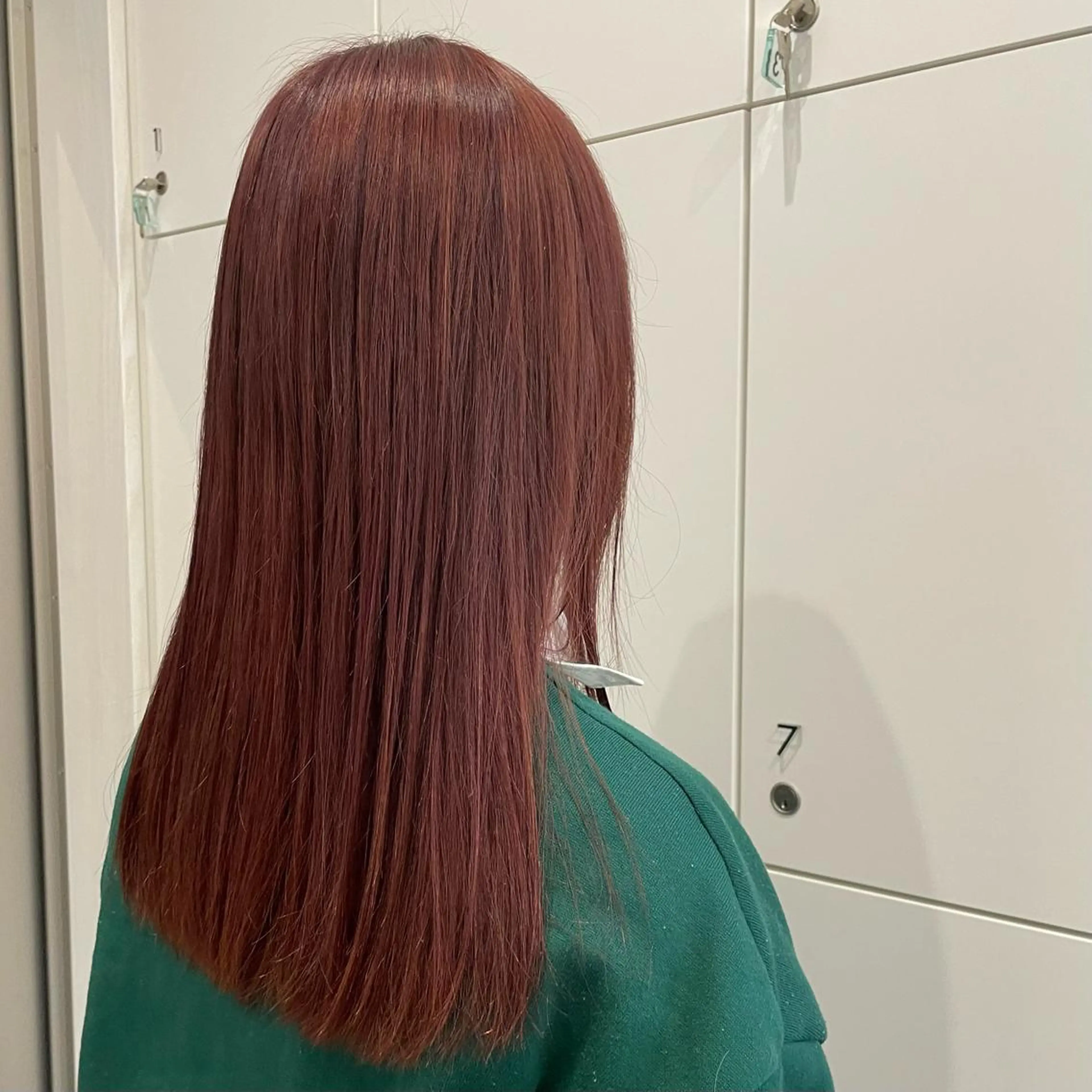 ロング カラー 中根 麻友香のヘアスタイル