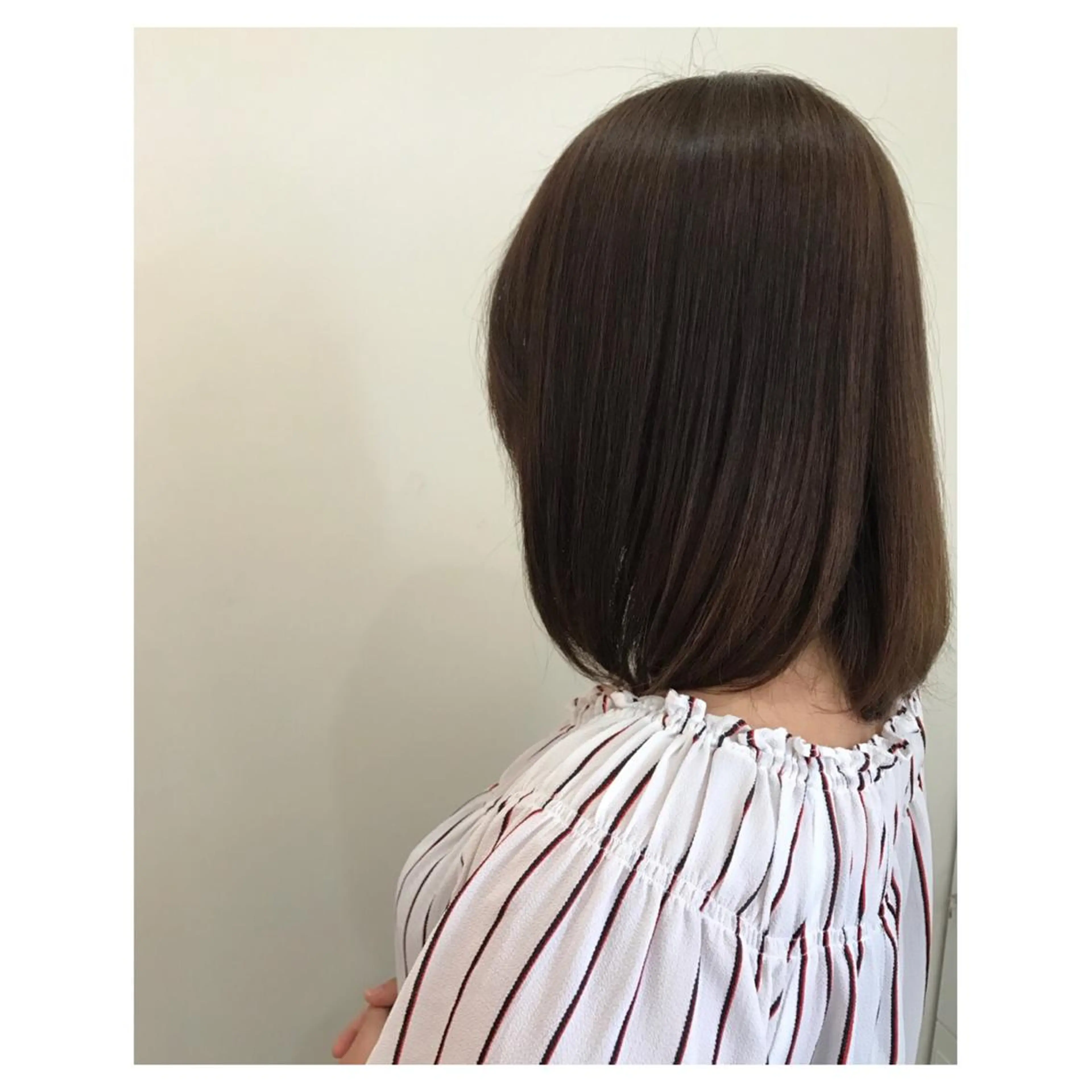 ミディアム カラー ヘアアレンジ アッシュ ブラウンカラー ココアブラウン 福壽 優奈のヘアスタイル